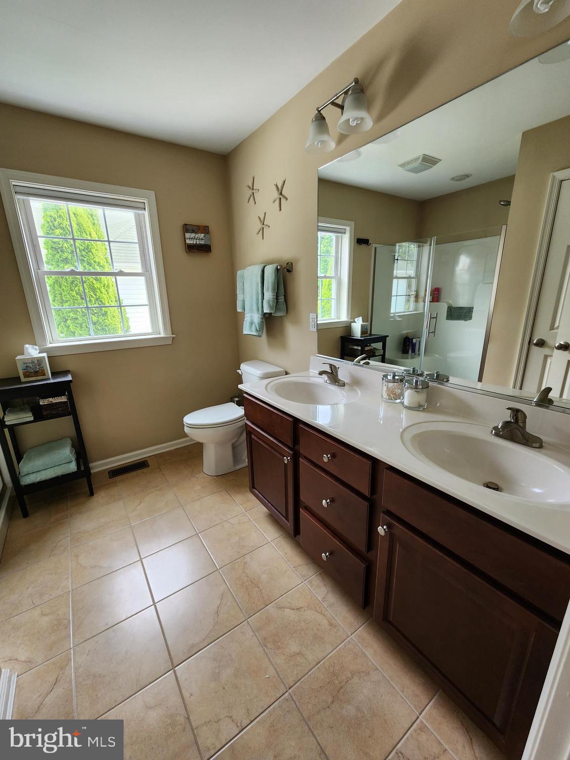 AUSTIN ACRES - Residential