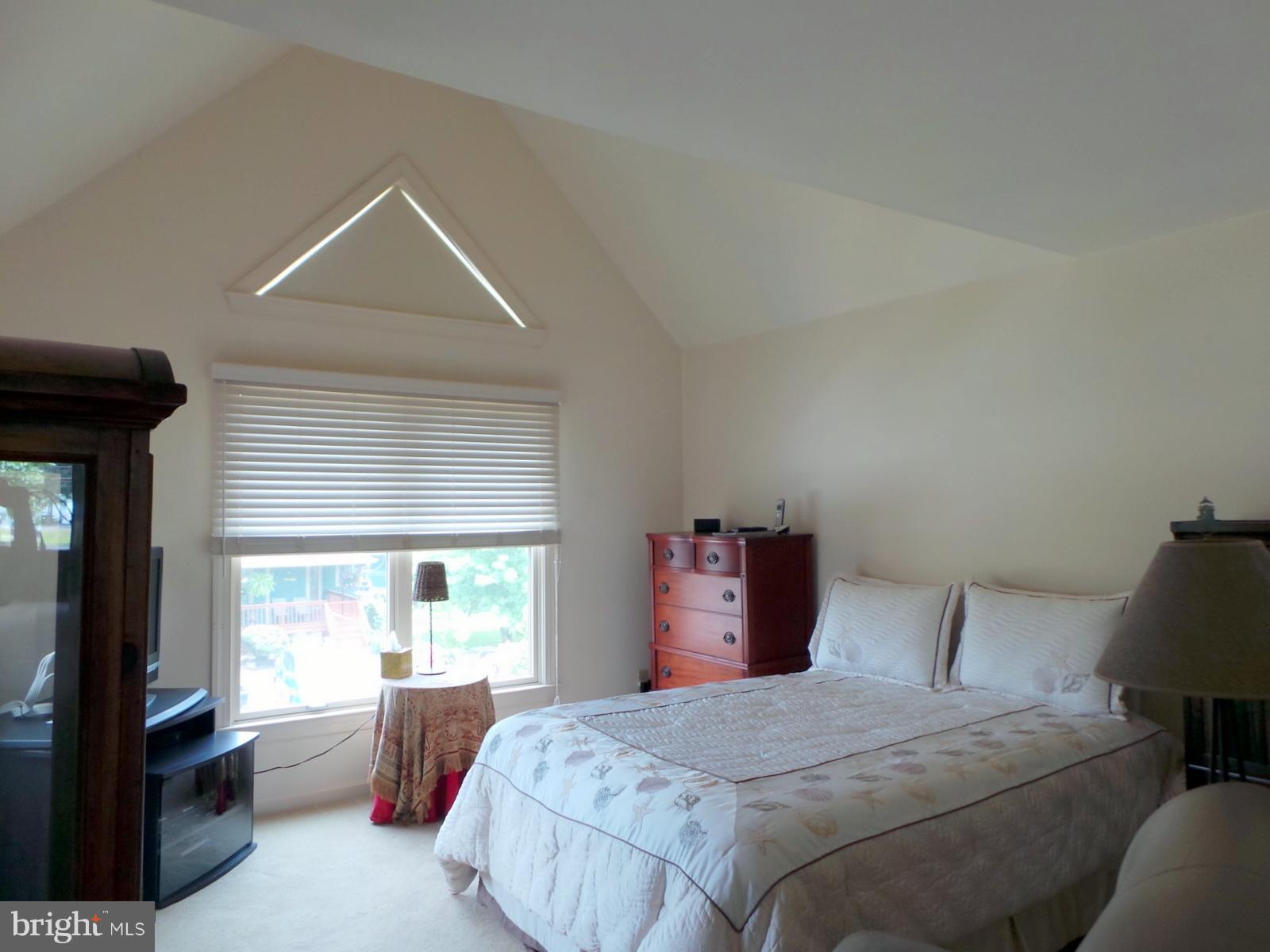 MILL CREEK CONDOMINIUMS - Residential