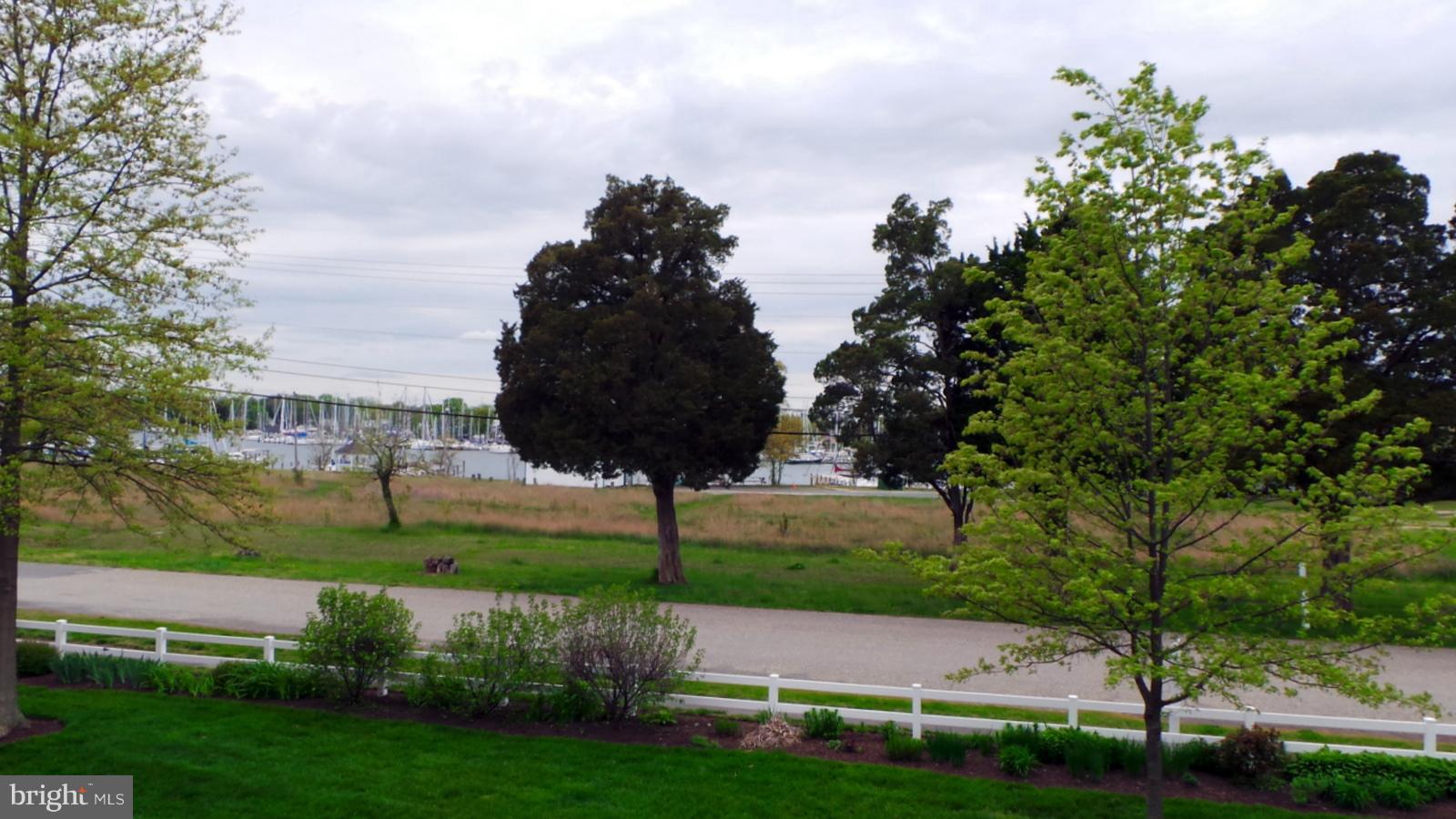 MILL CREEK CONDOMINIUMS - Residential