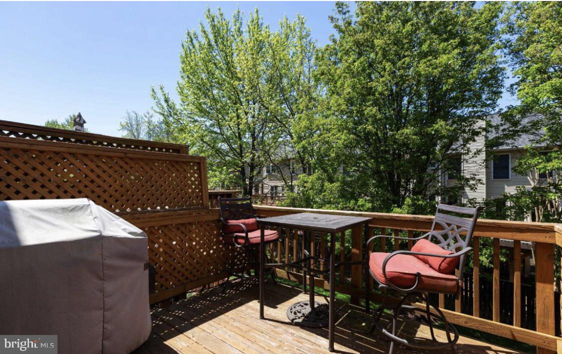 HAHN PROPERTY - Residential Lease