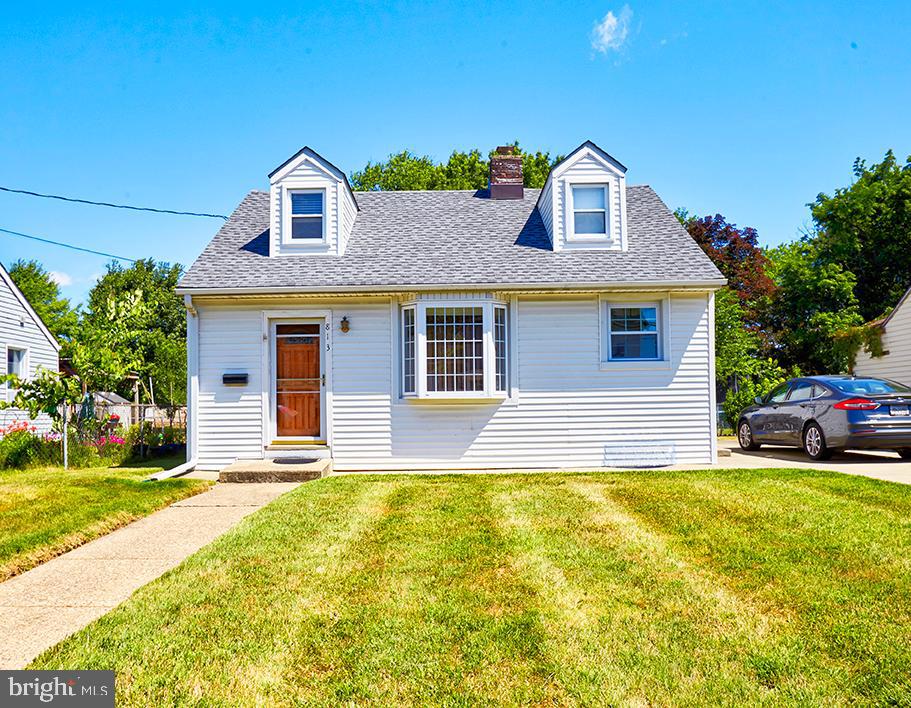 Photo 1 of 26 — 813 COLUMBUS ROAD, BURLINGTON, NJ 08016