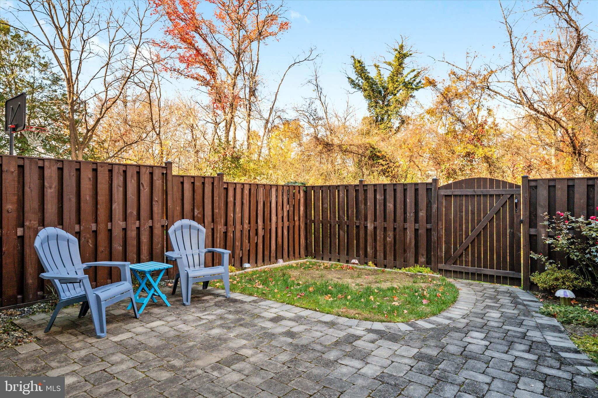 CROFTON SQUARE - Residential