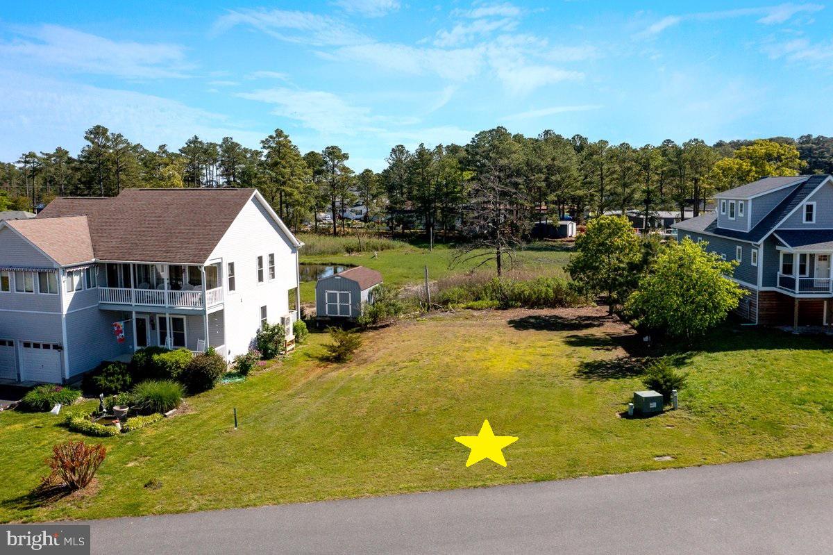 16 BURRWOOD COURT