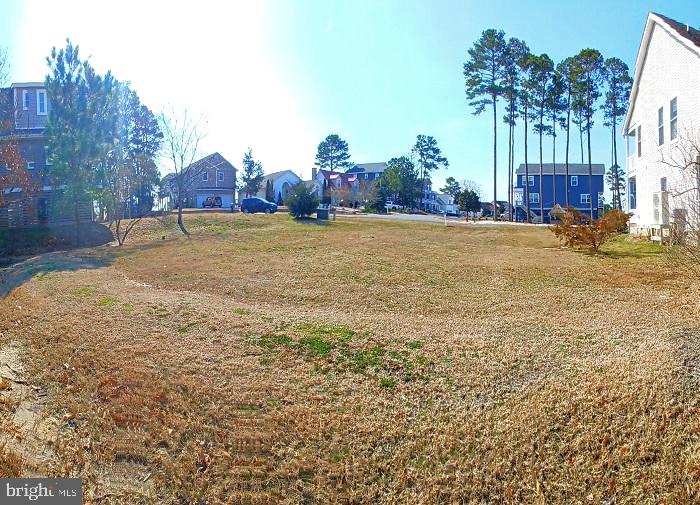 16 BURRWOOD COURT