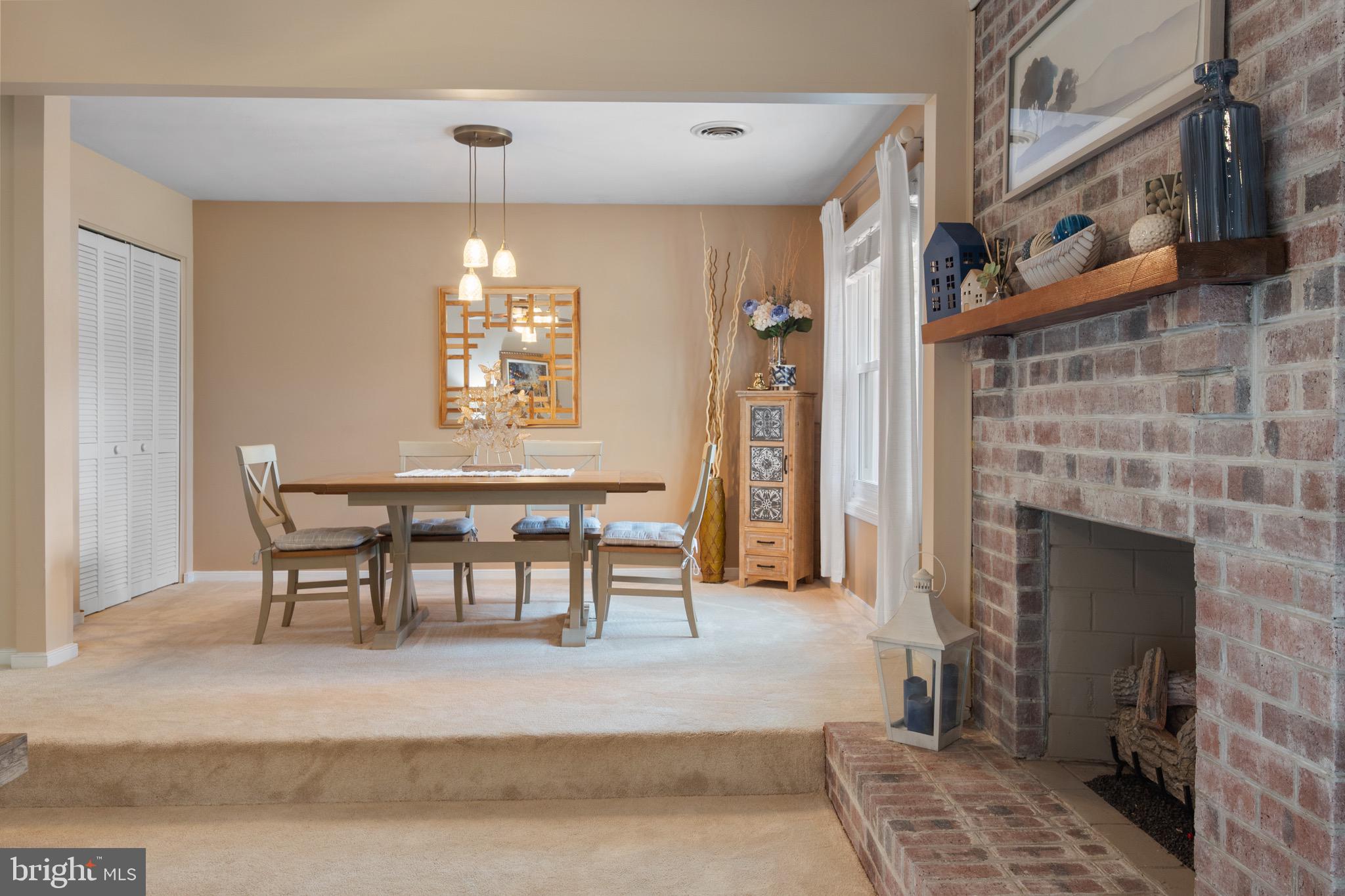 LAKE CAROLINE - Residential