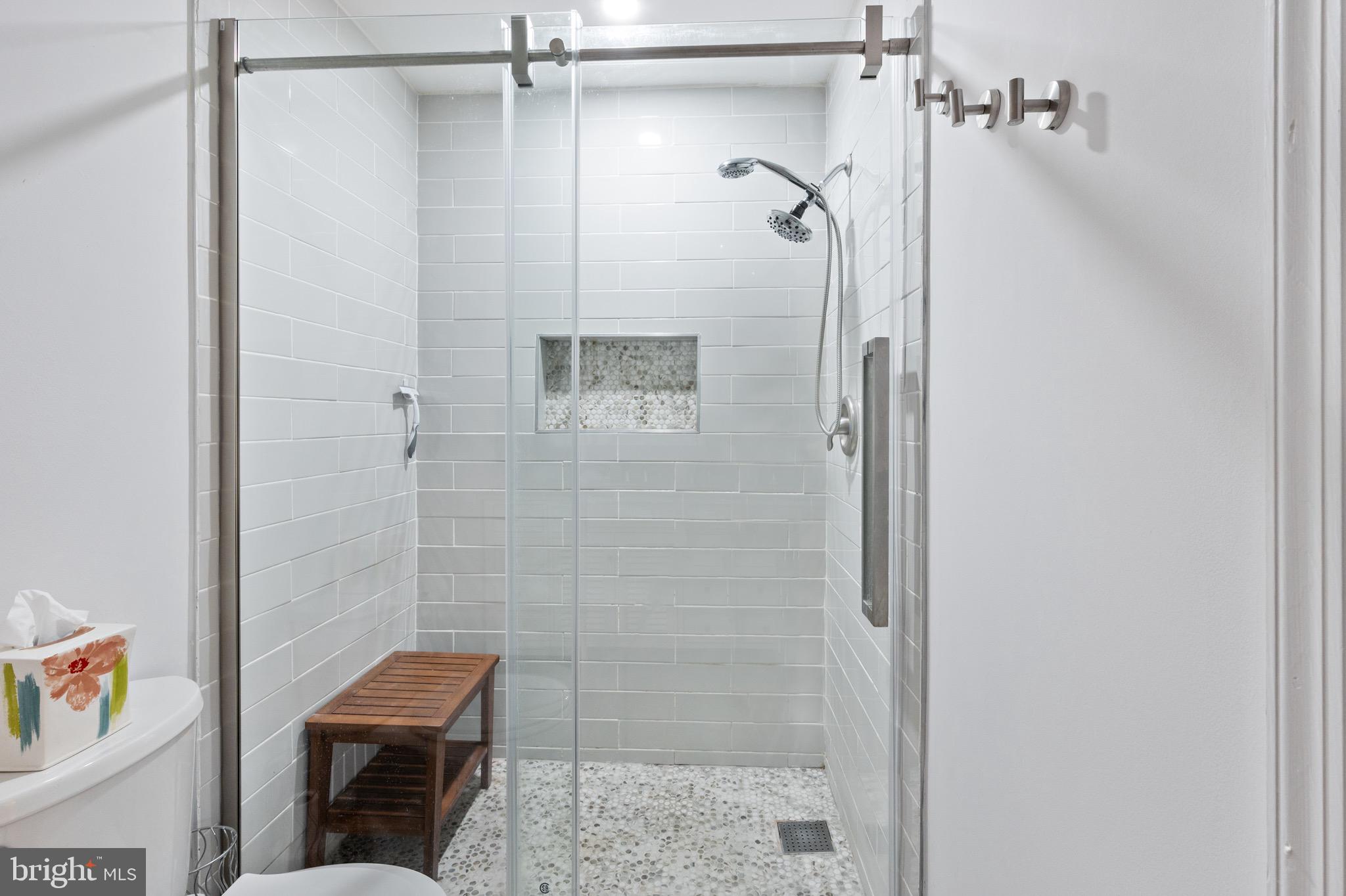 LAKE CAROLINE - Residential