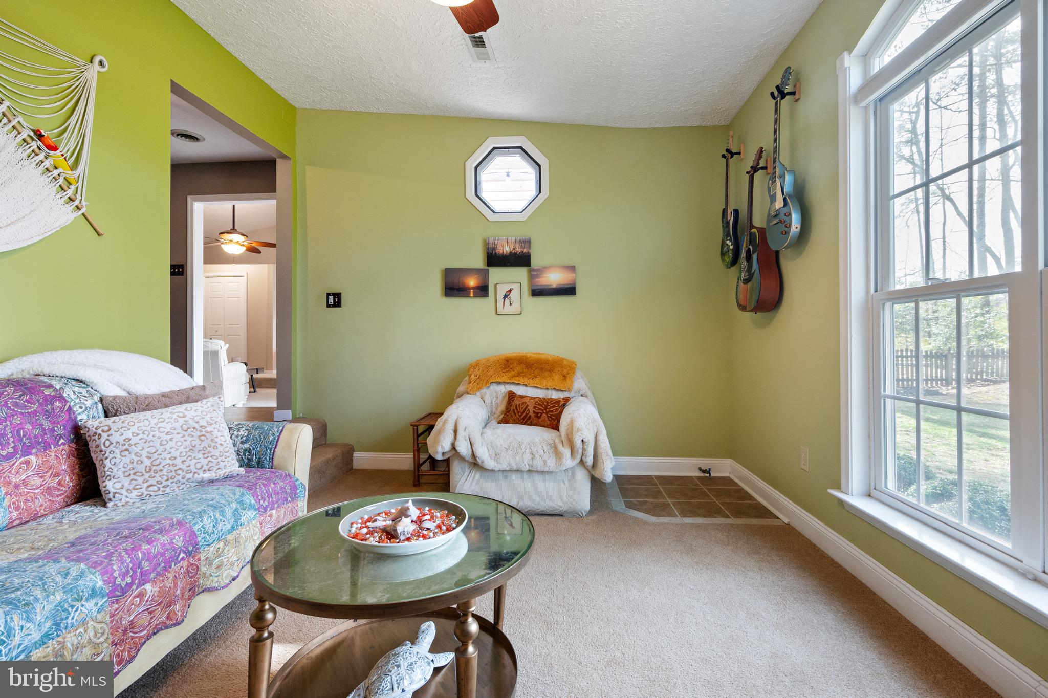 LAKE CAROLINE - Residential