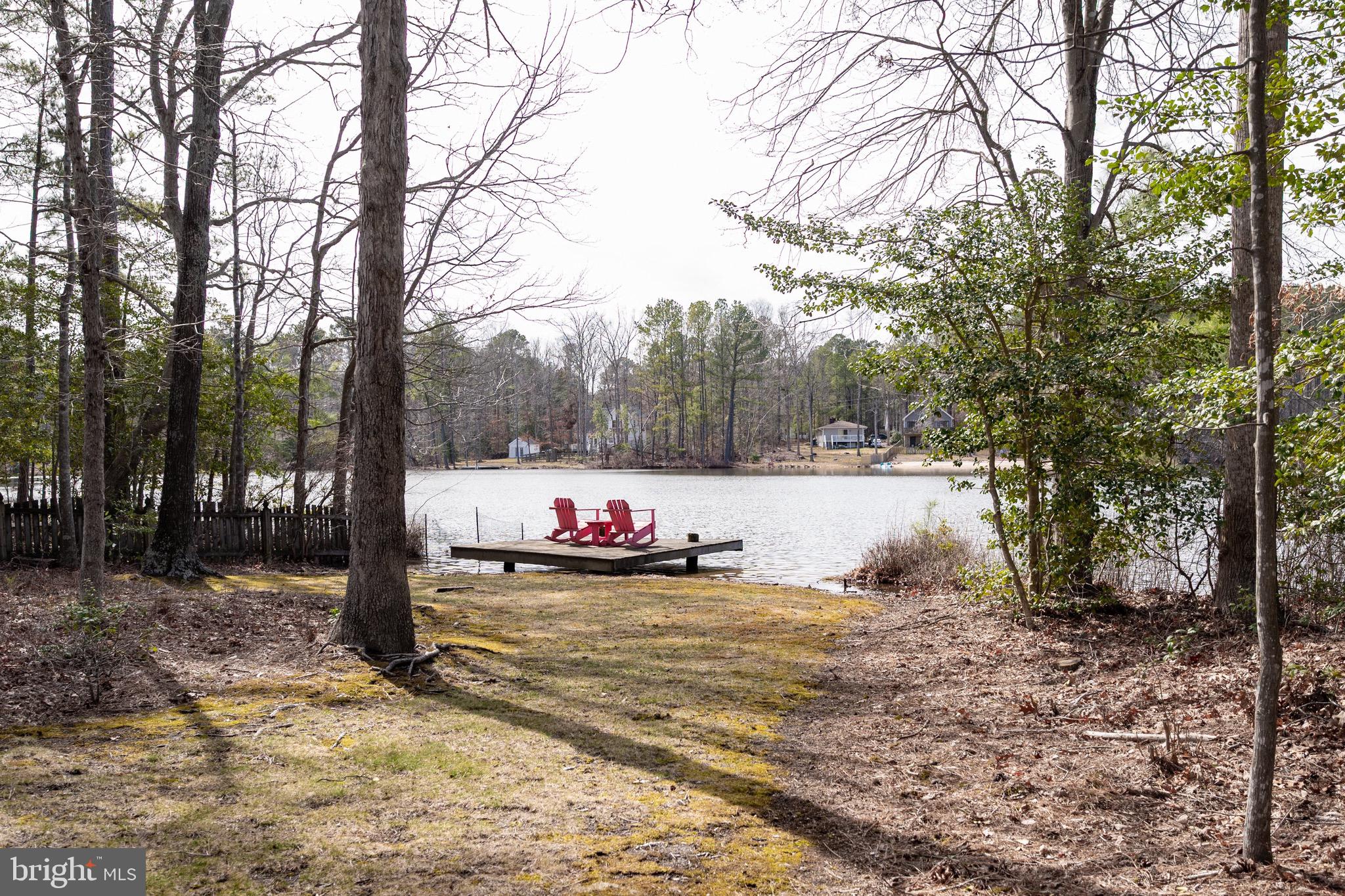 LAKE CAROLINE - Residential