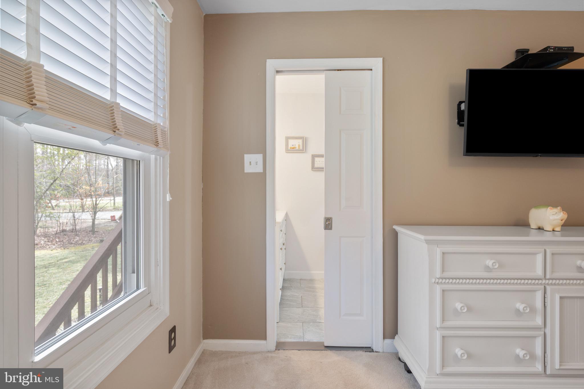 LAKE CAROLINE - Residential