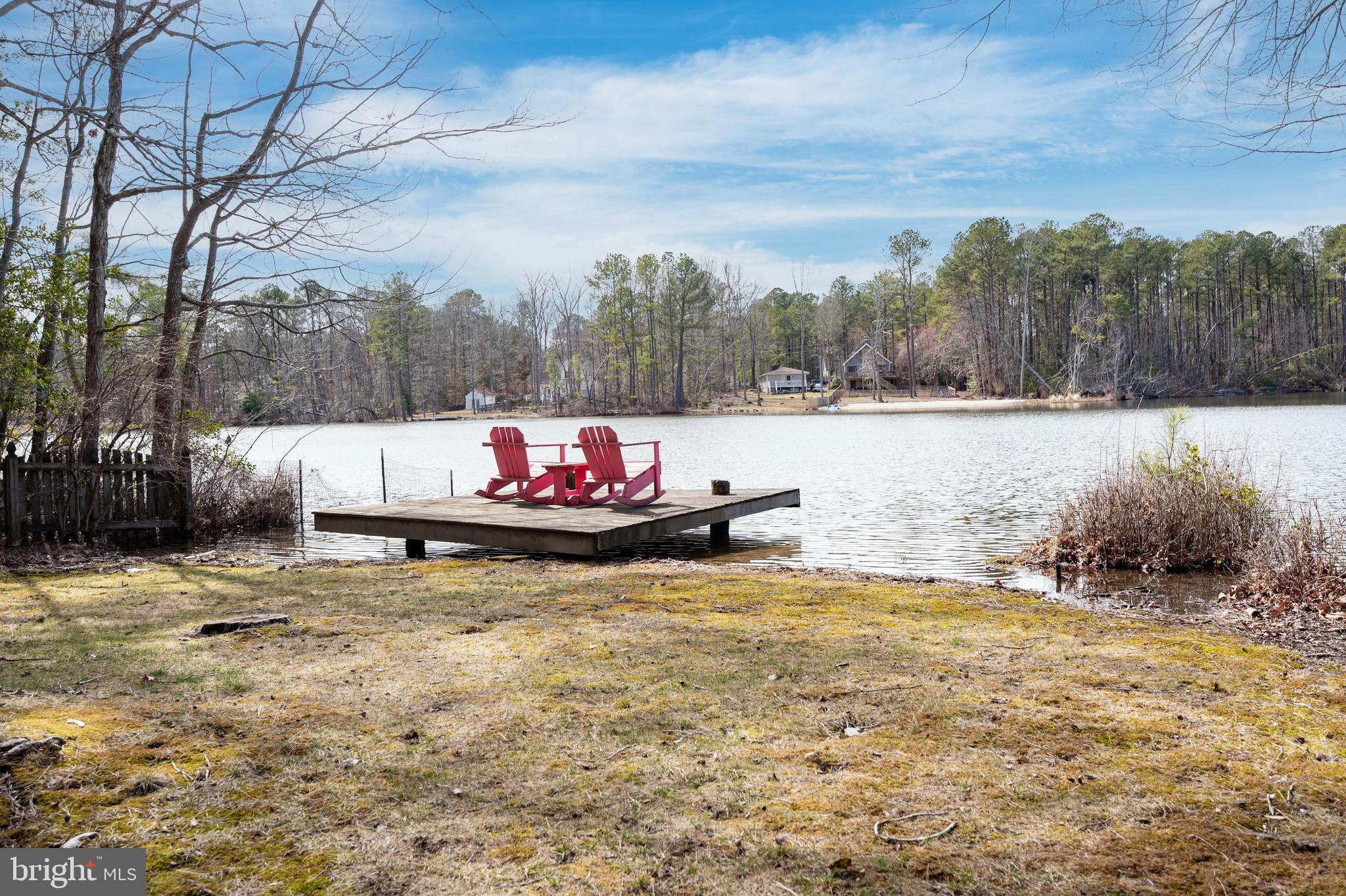 LAKE CAROLINE - Residential