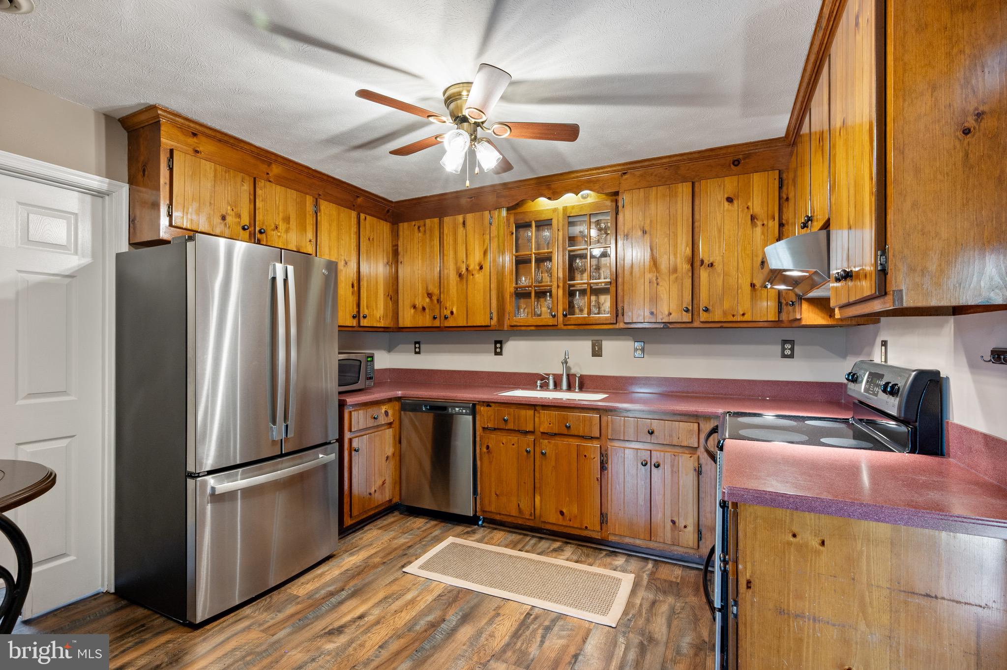 LAKE CAROLINE - Residential