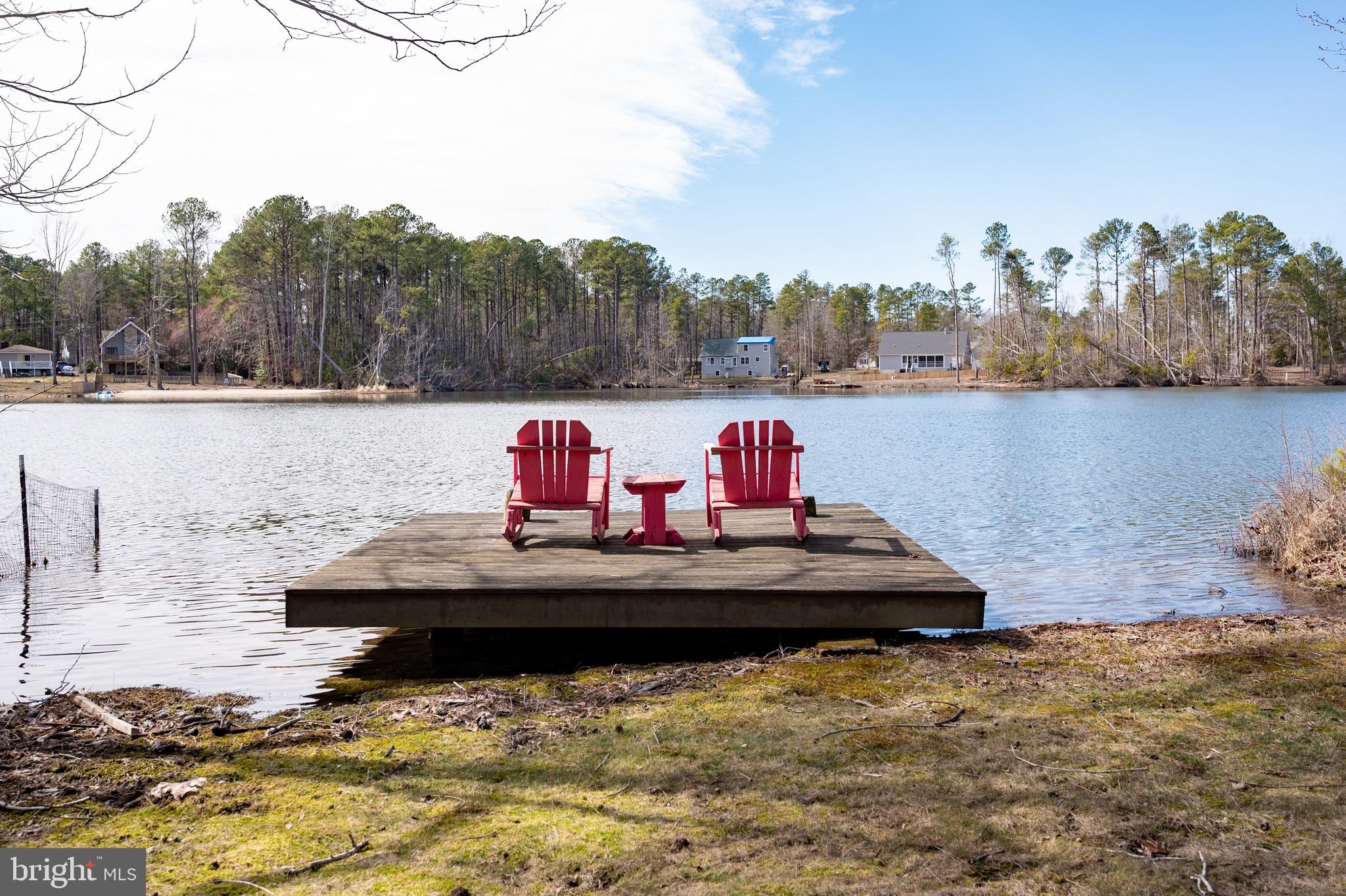 LAKE CAROLINE - Residential