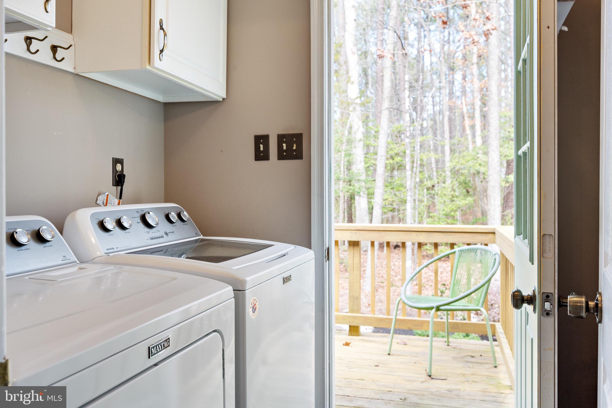 LAKE CAROLINE - Residential