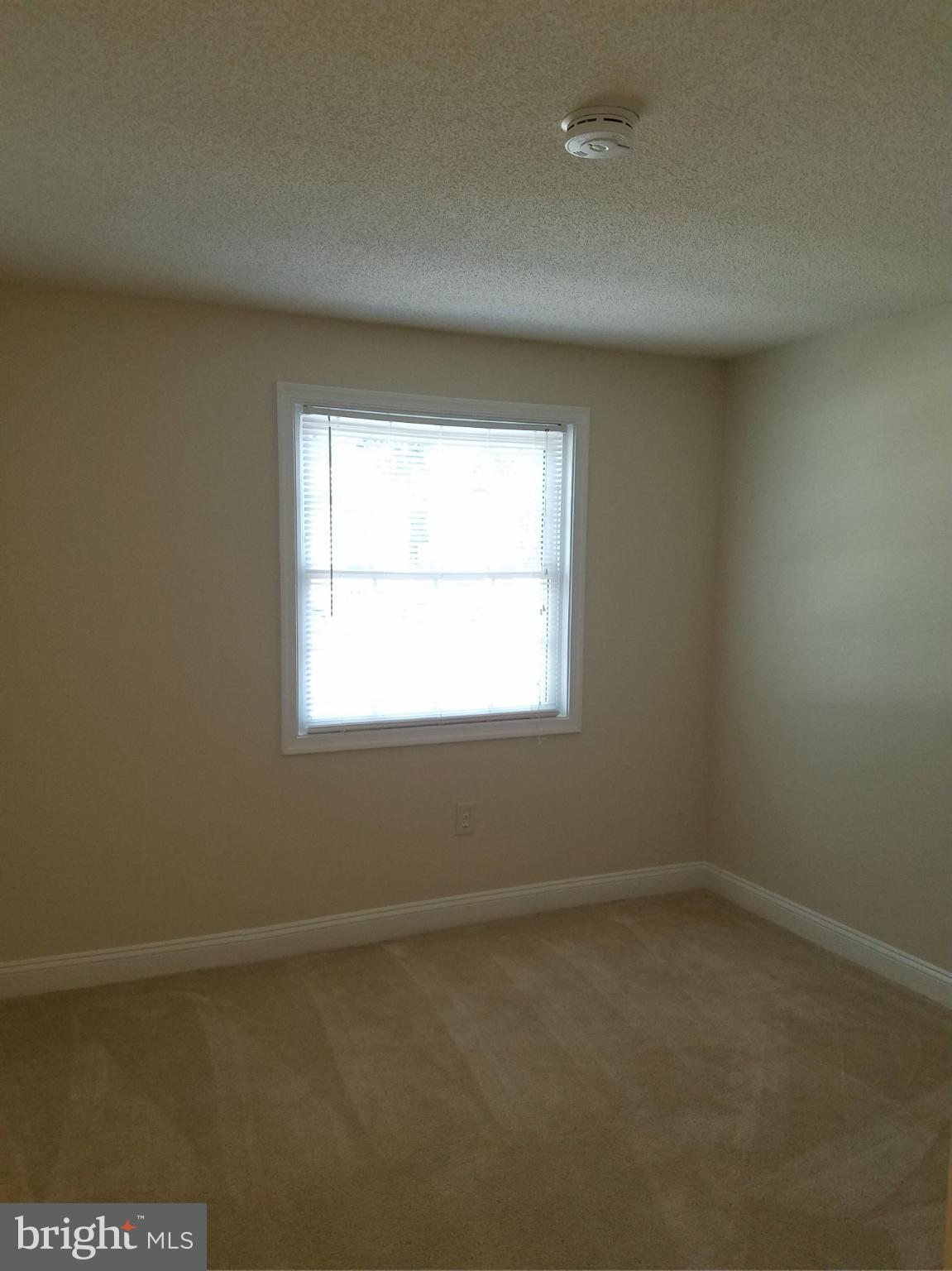 DALE CITY - Residential Lease