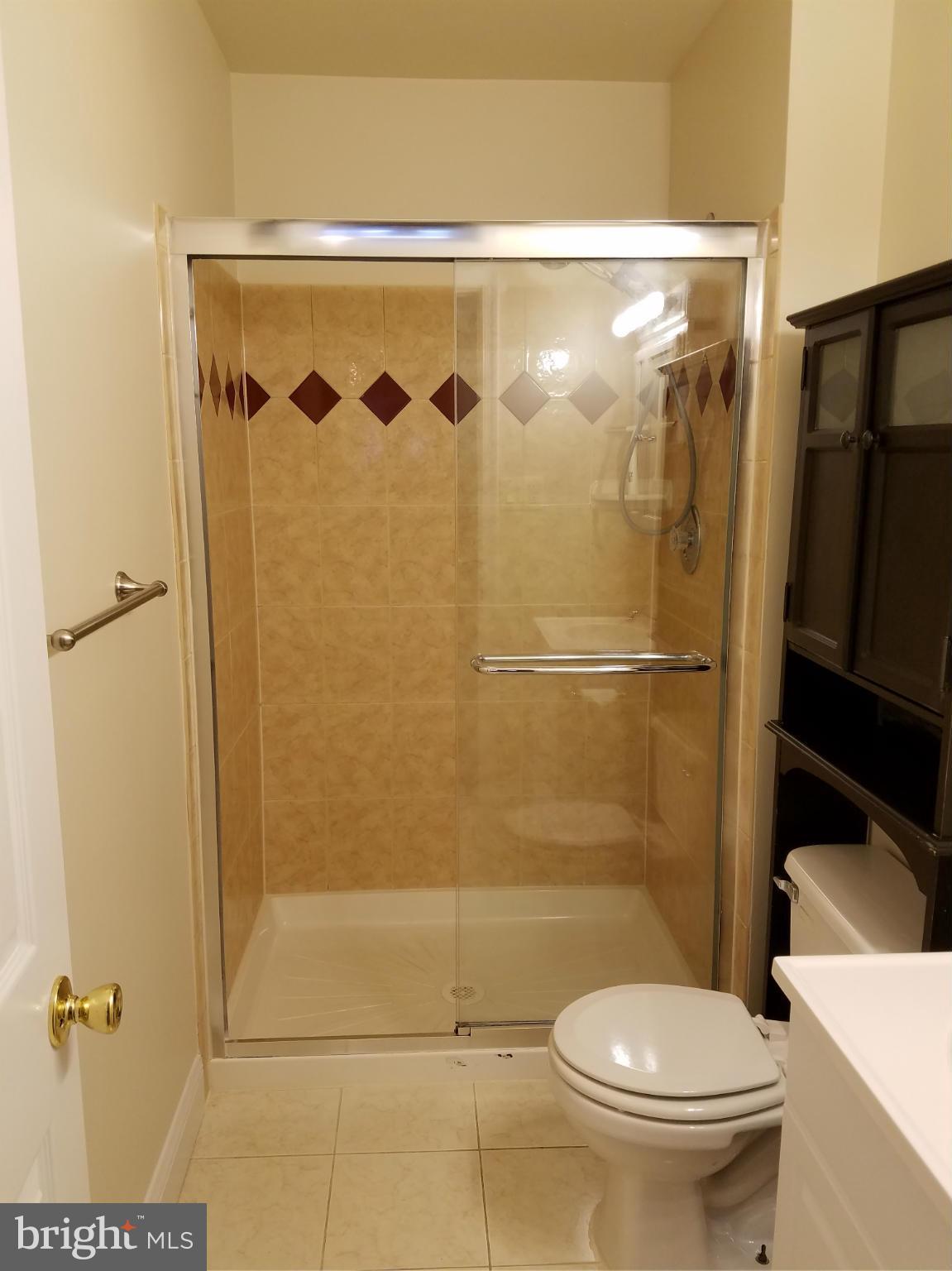 DALE CITY - Residential Lease