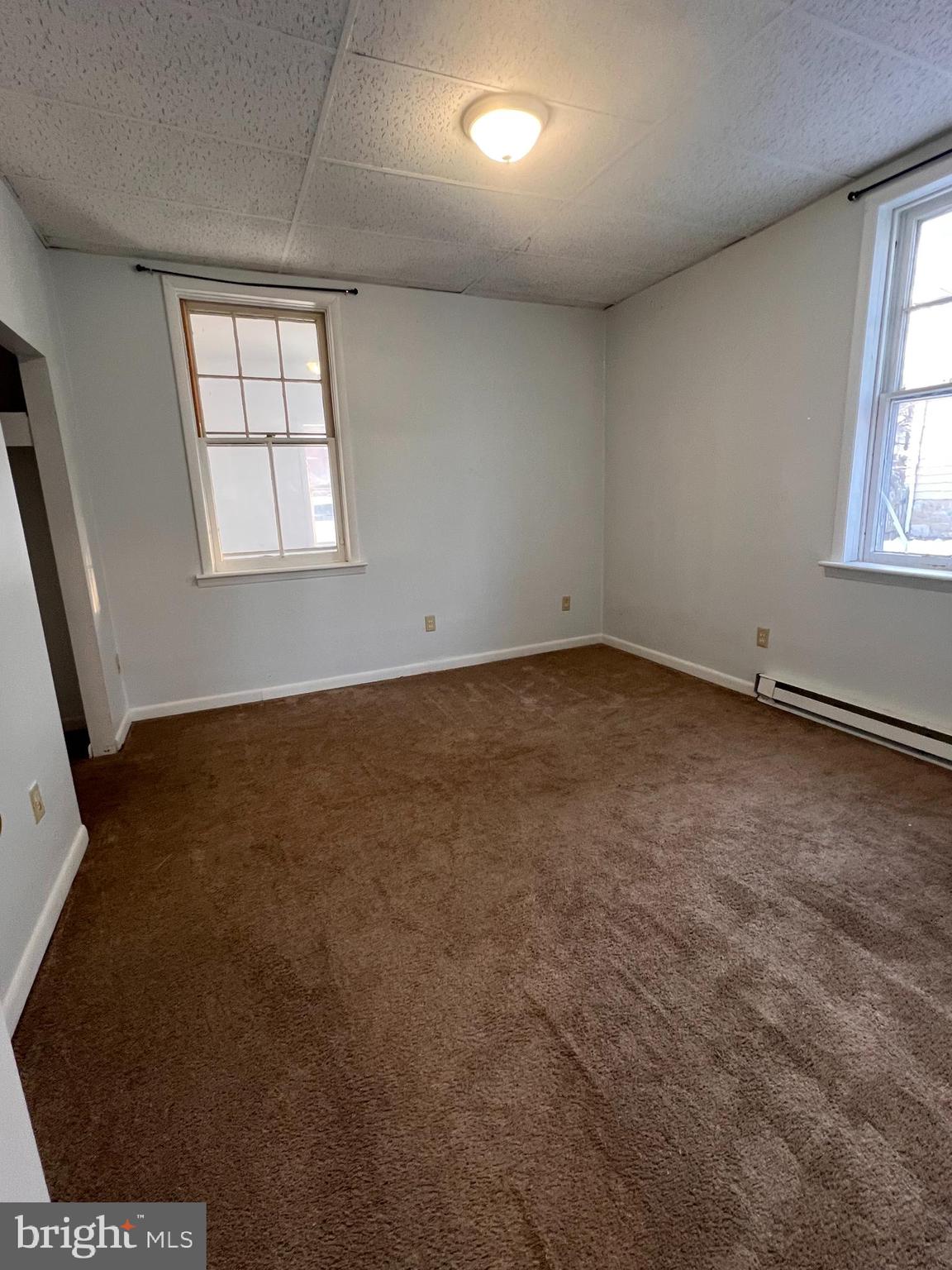 CHARLES TOWN - Residential Lease