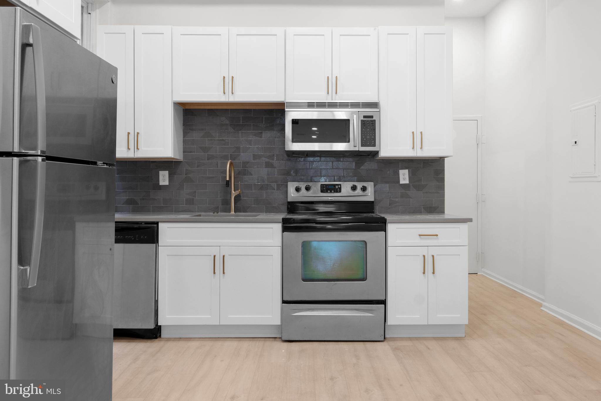 RITTENHOUSE SQUARE - Residential Lease