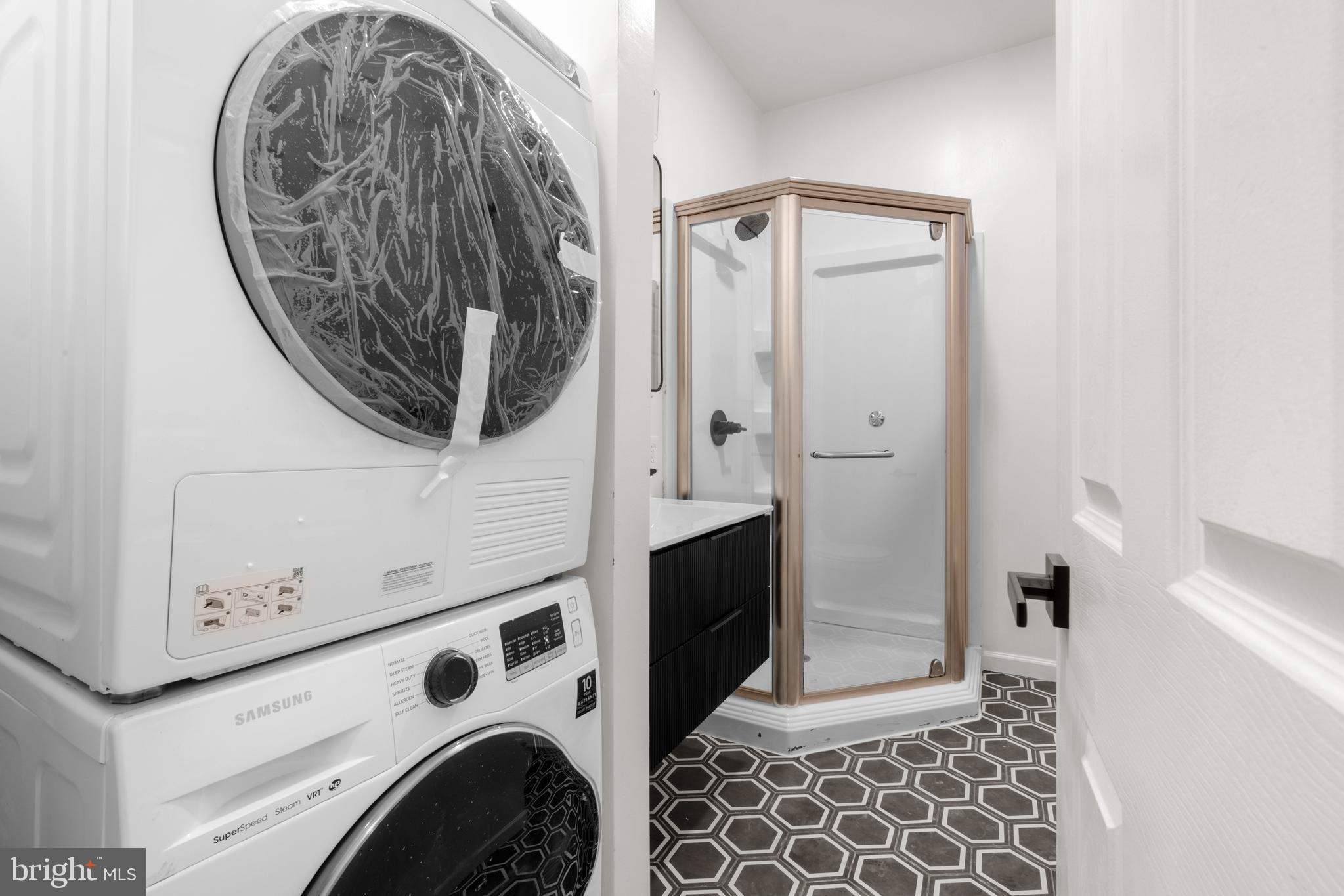 RITTENHOUSE SQUARE - Residential Lease