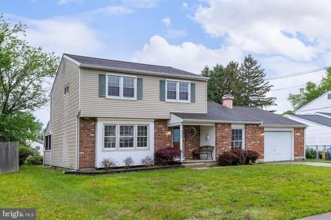 608 LINDA AVENUE BLACKWOOD NJ 08012