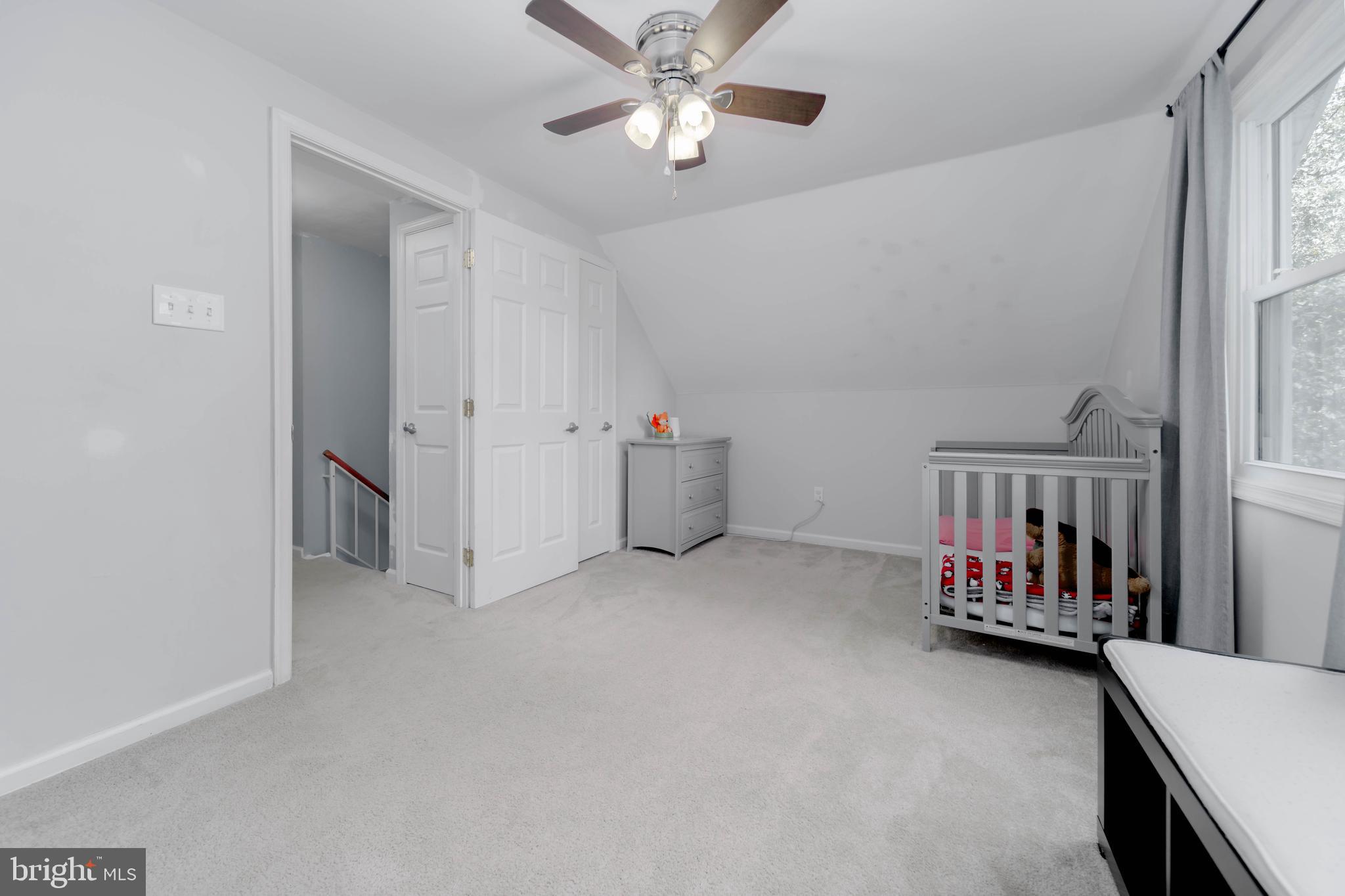 YORKTOWN - Residential