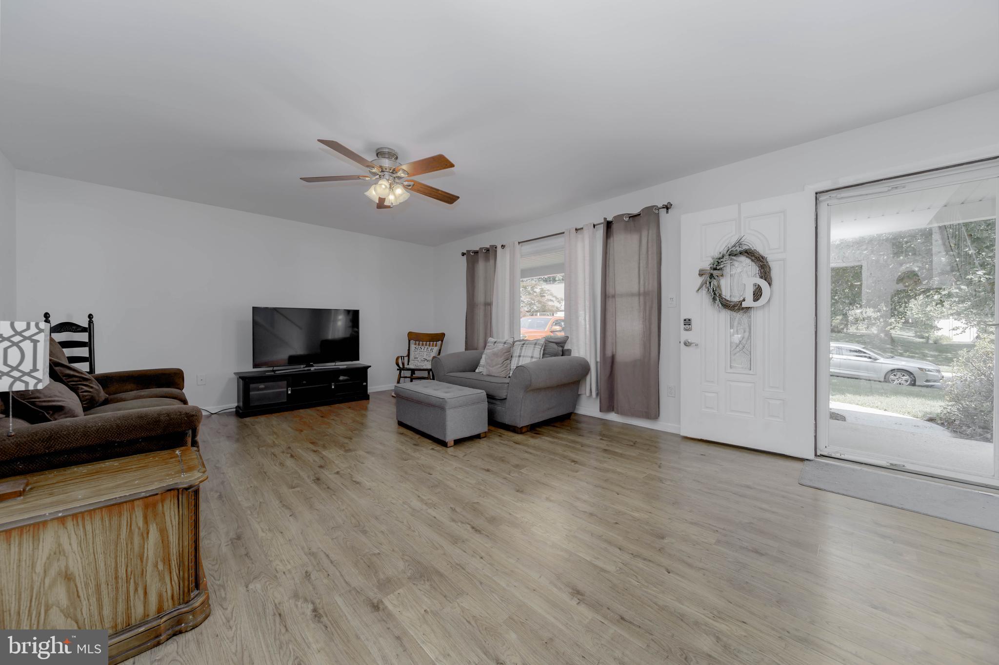 YORKTOWN - Residential