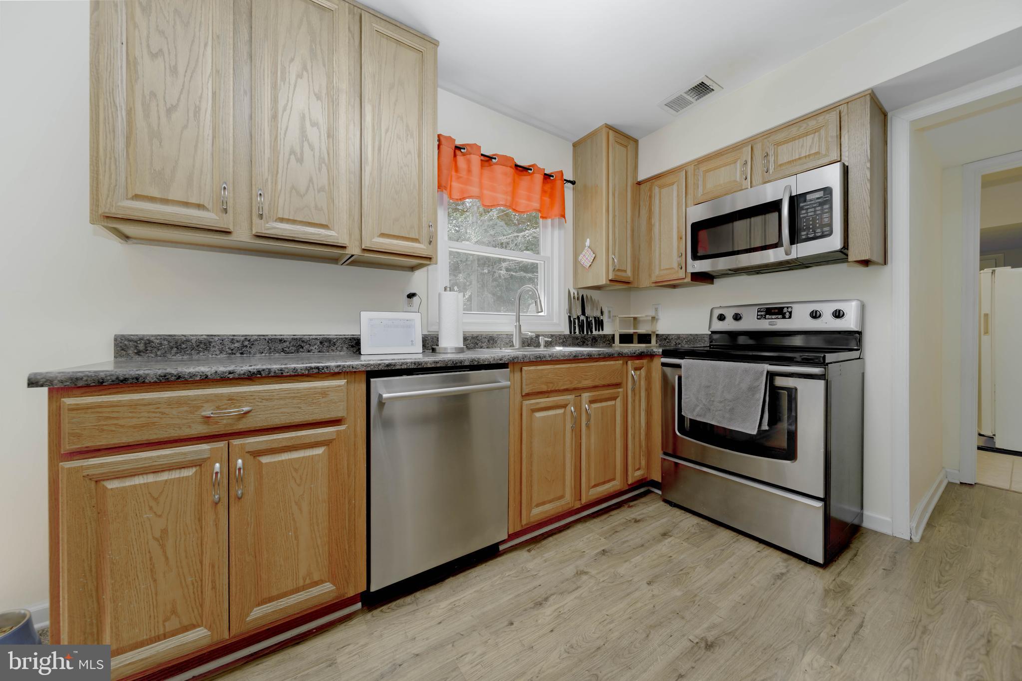 YORKTOWN - Residential