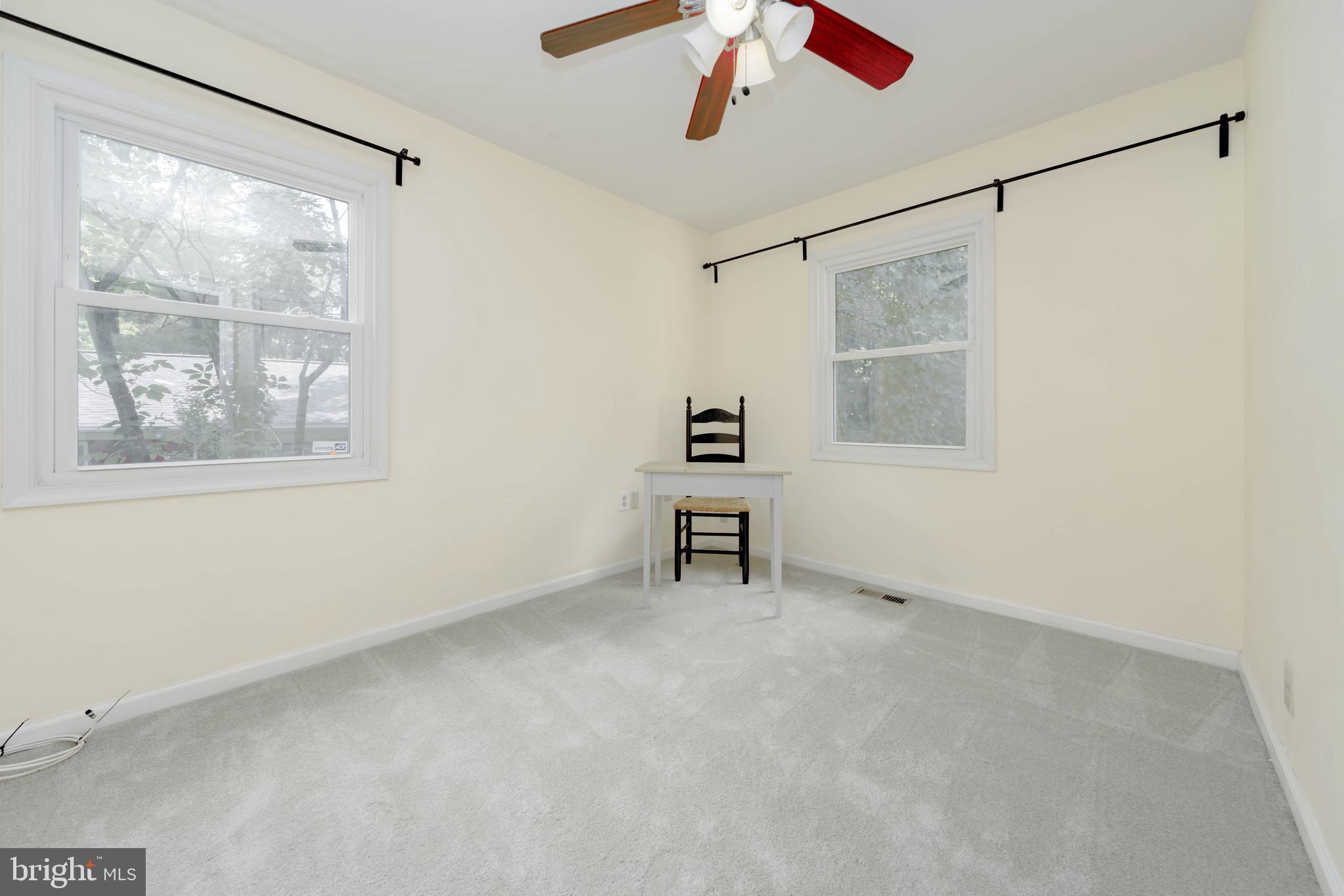 YORKTOWN - Residential