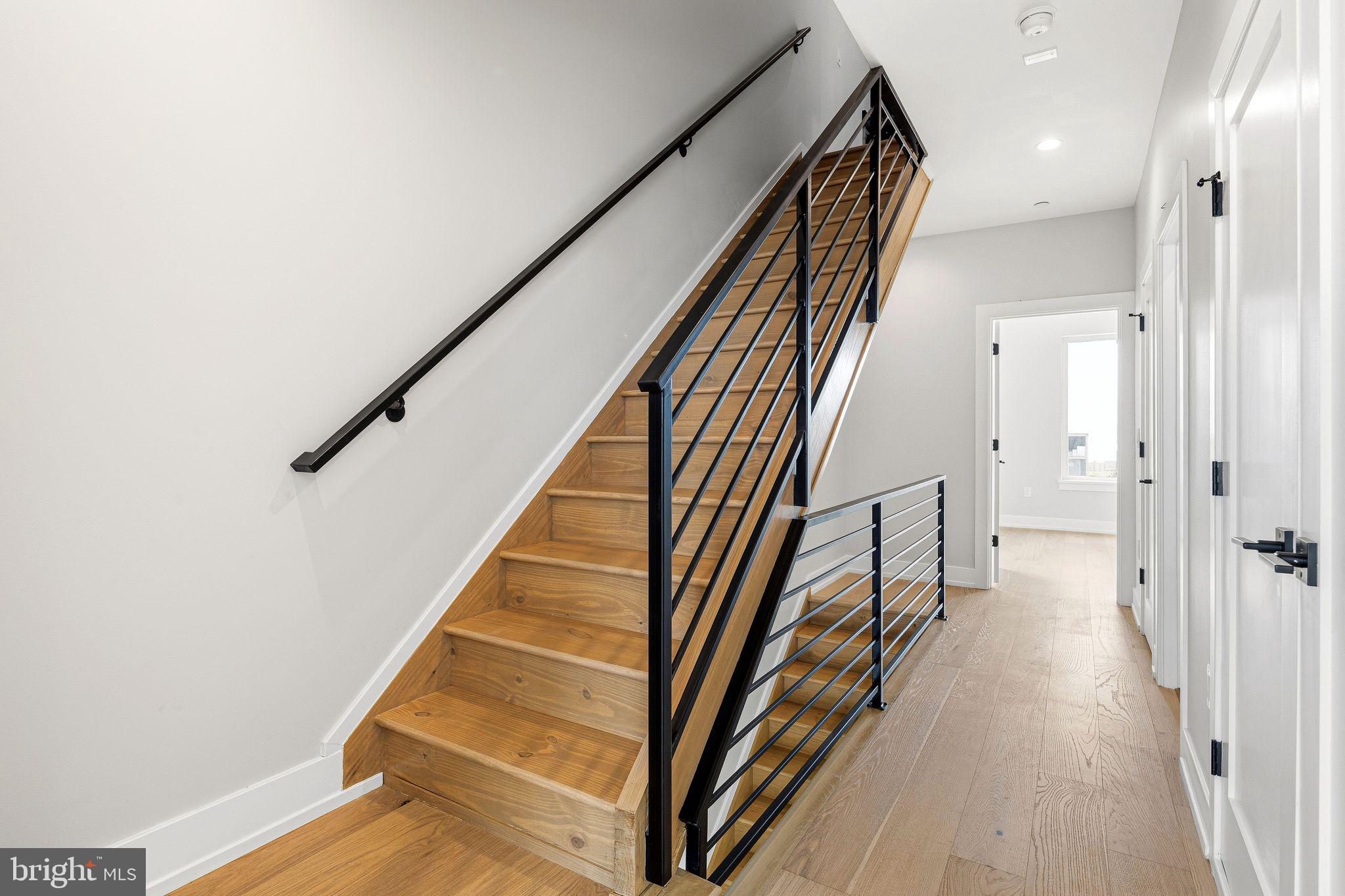 PORT RICHMOND - Residential