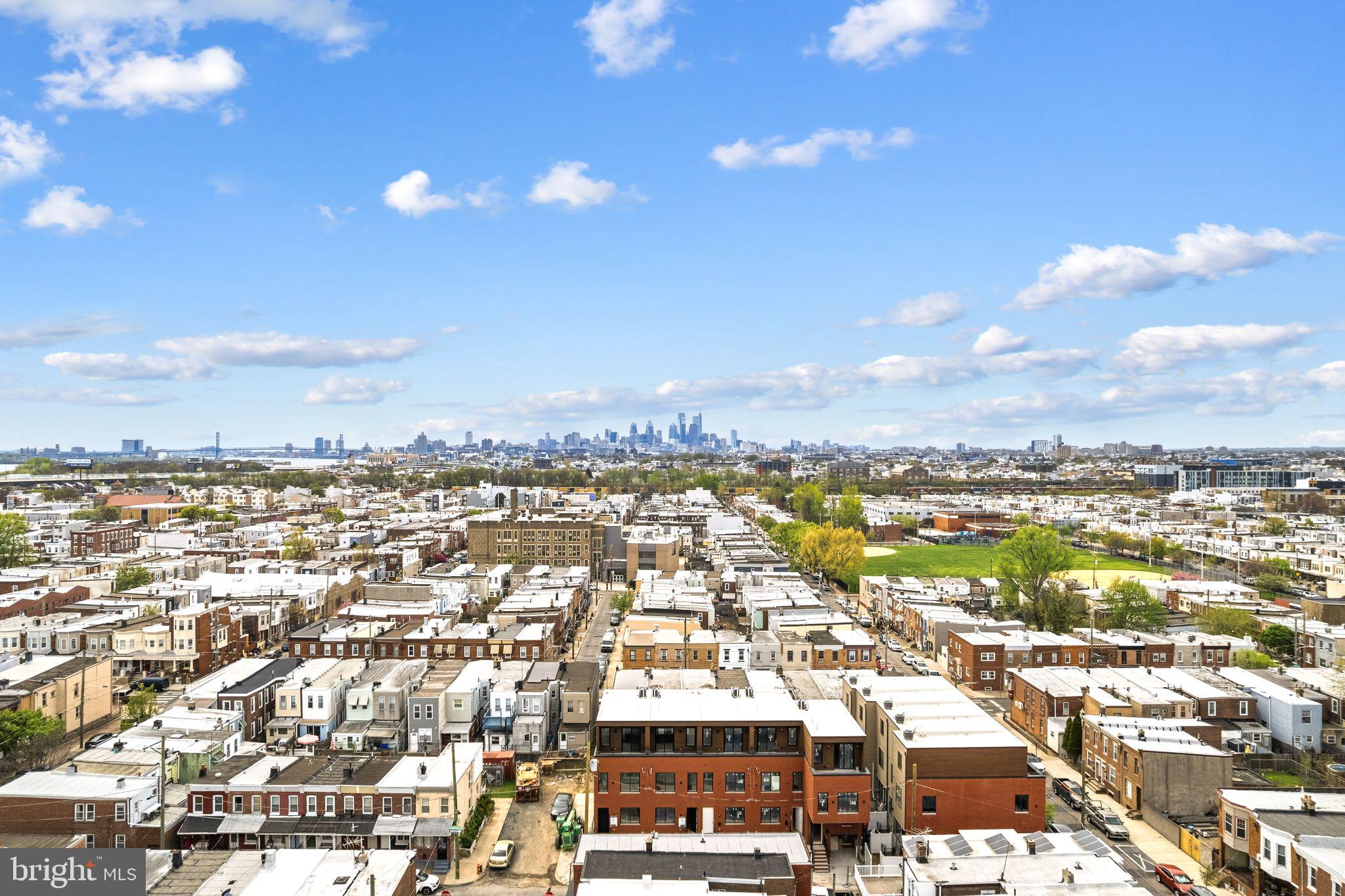 PORT RICHMOND - Residential