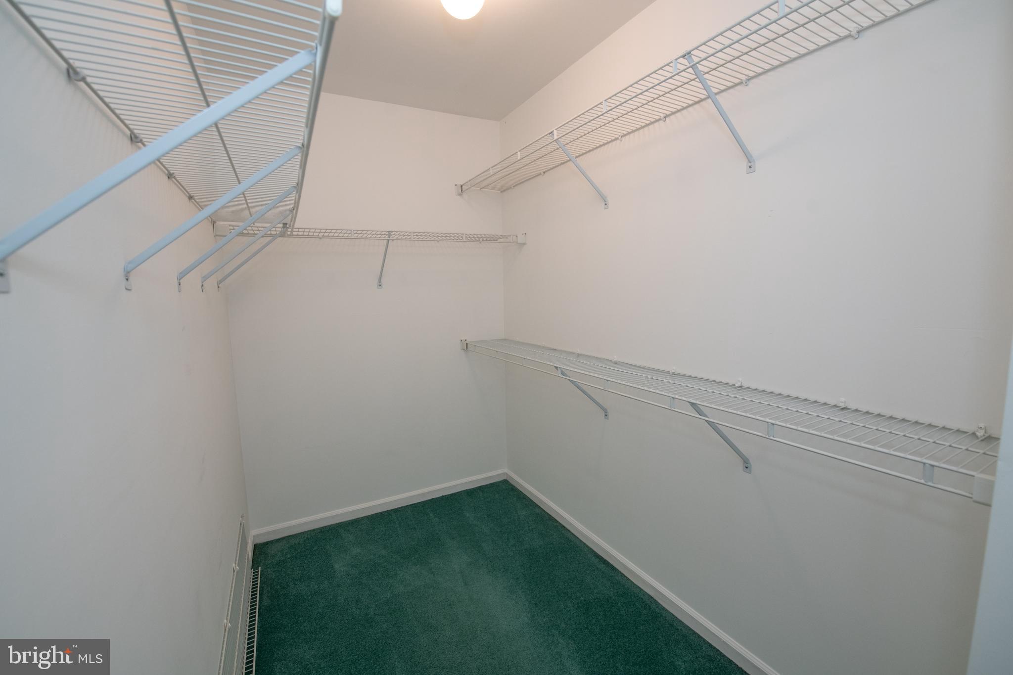 NEWTOWN GATE - Residential