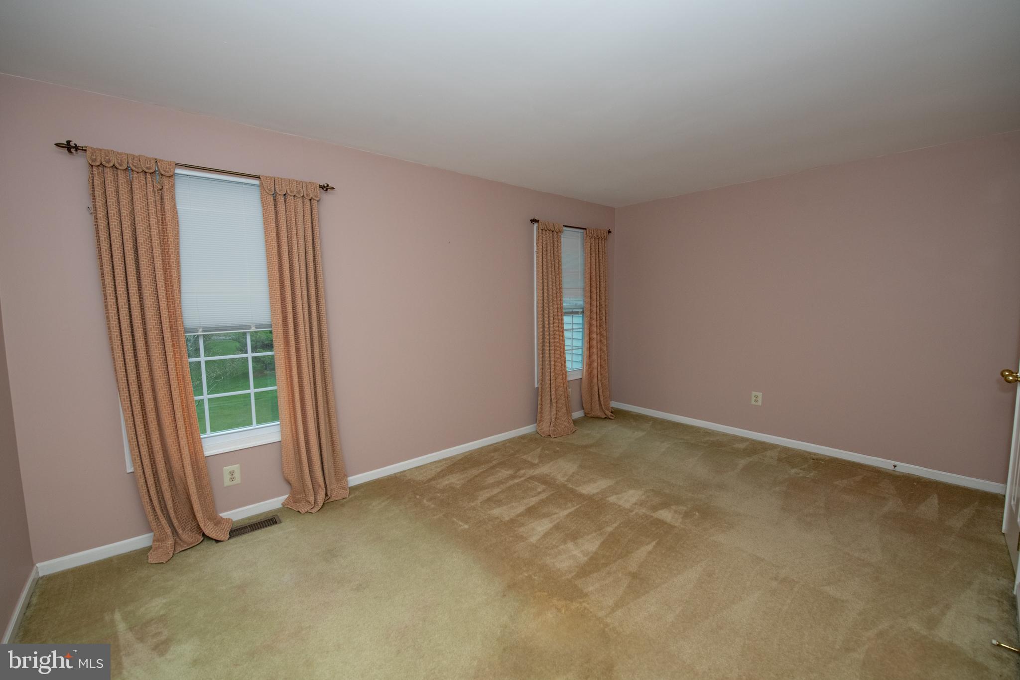 NEWTOWN GATE - Residential