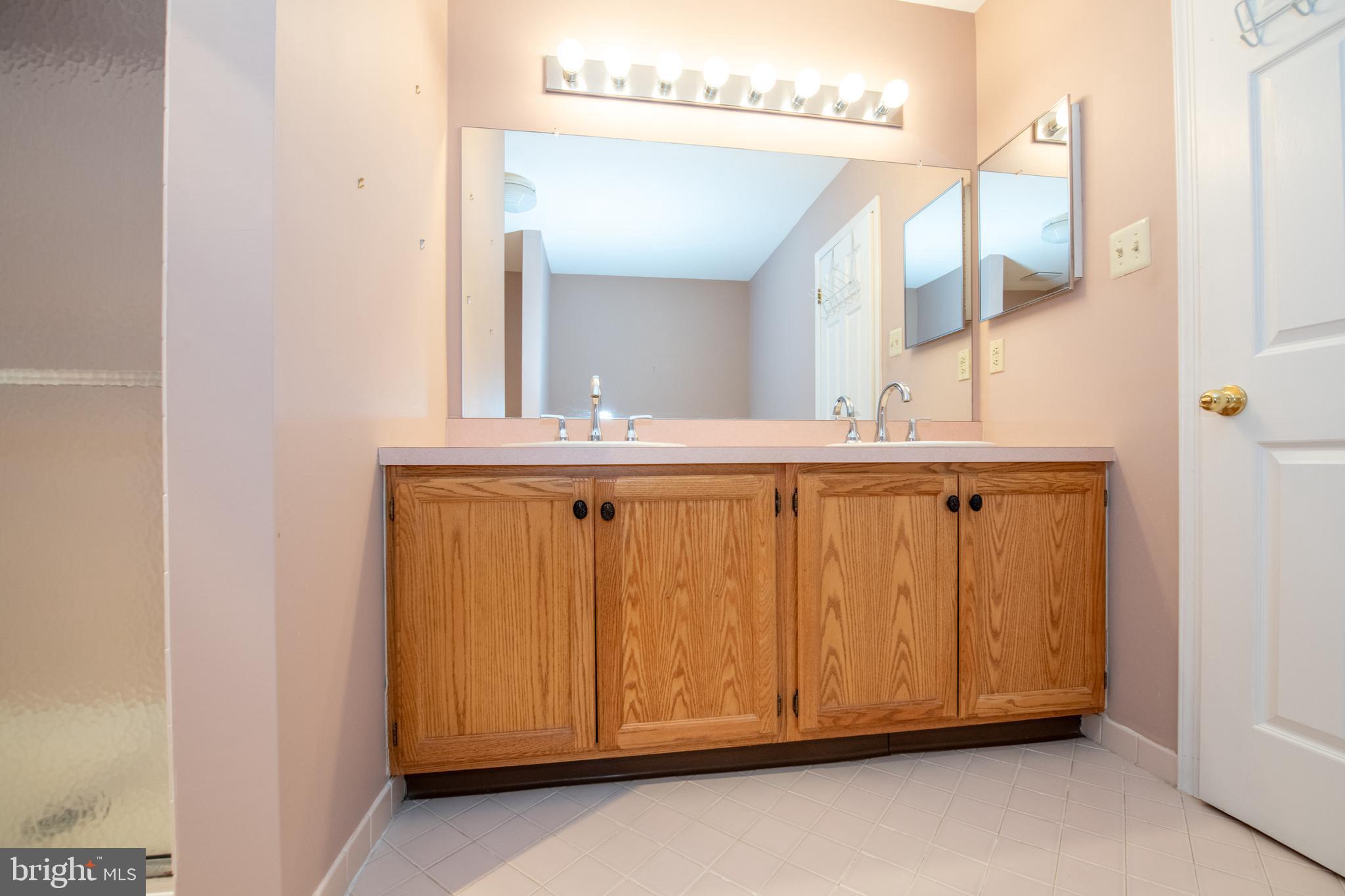 NEWTOWN GATE - Residential