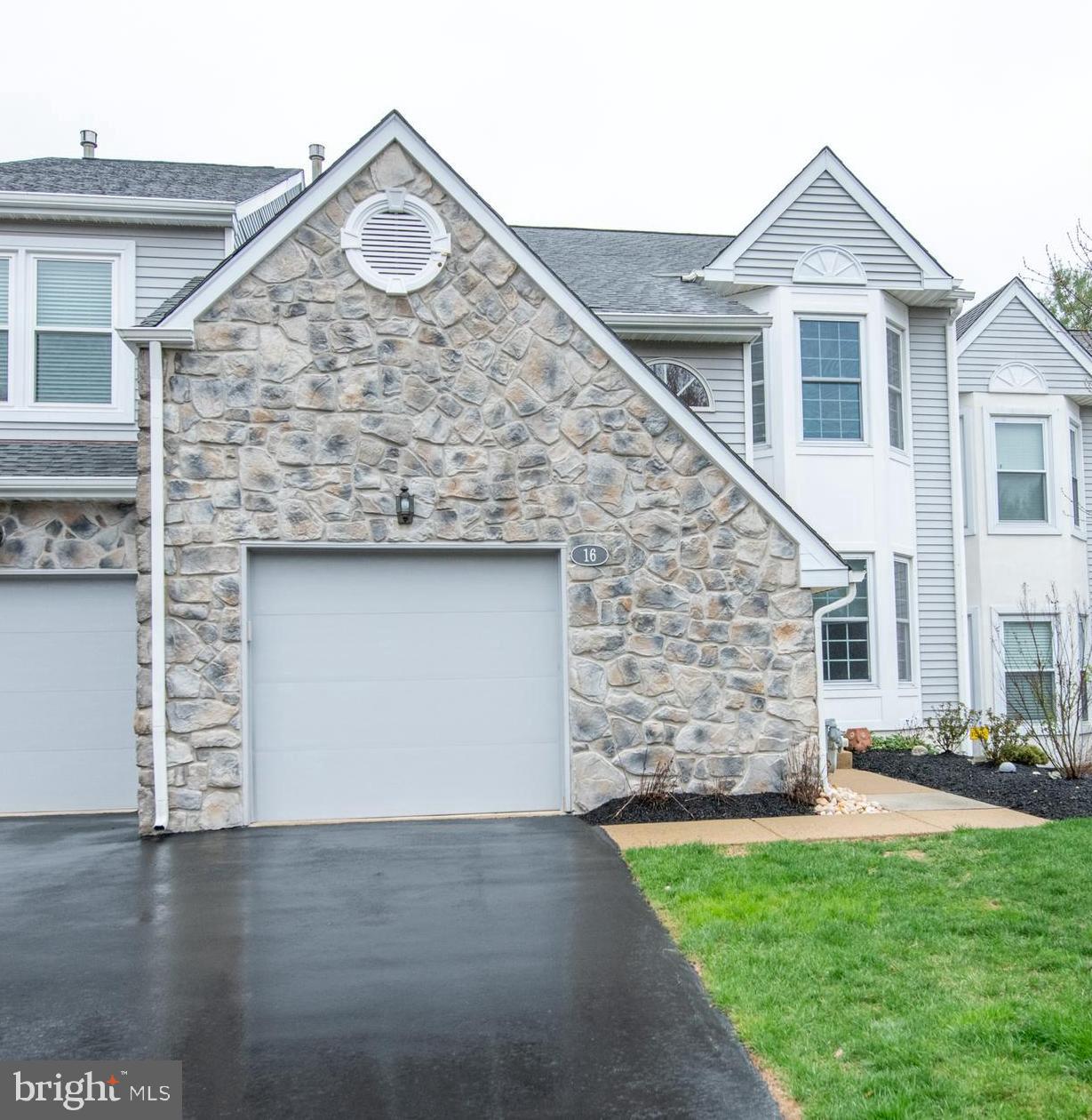 NEWTOWN GATE - Residential