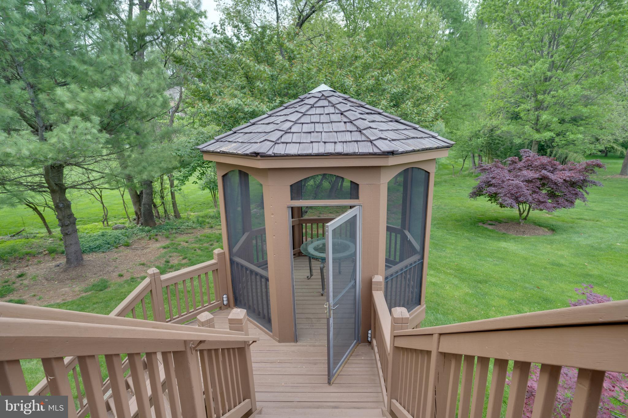 WESTOAKS - Residential