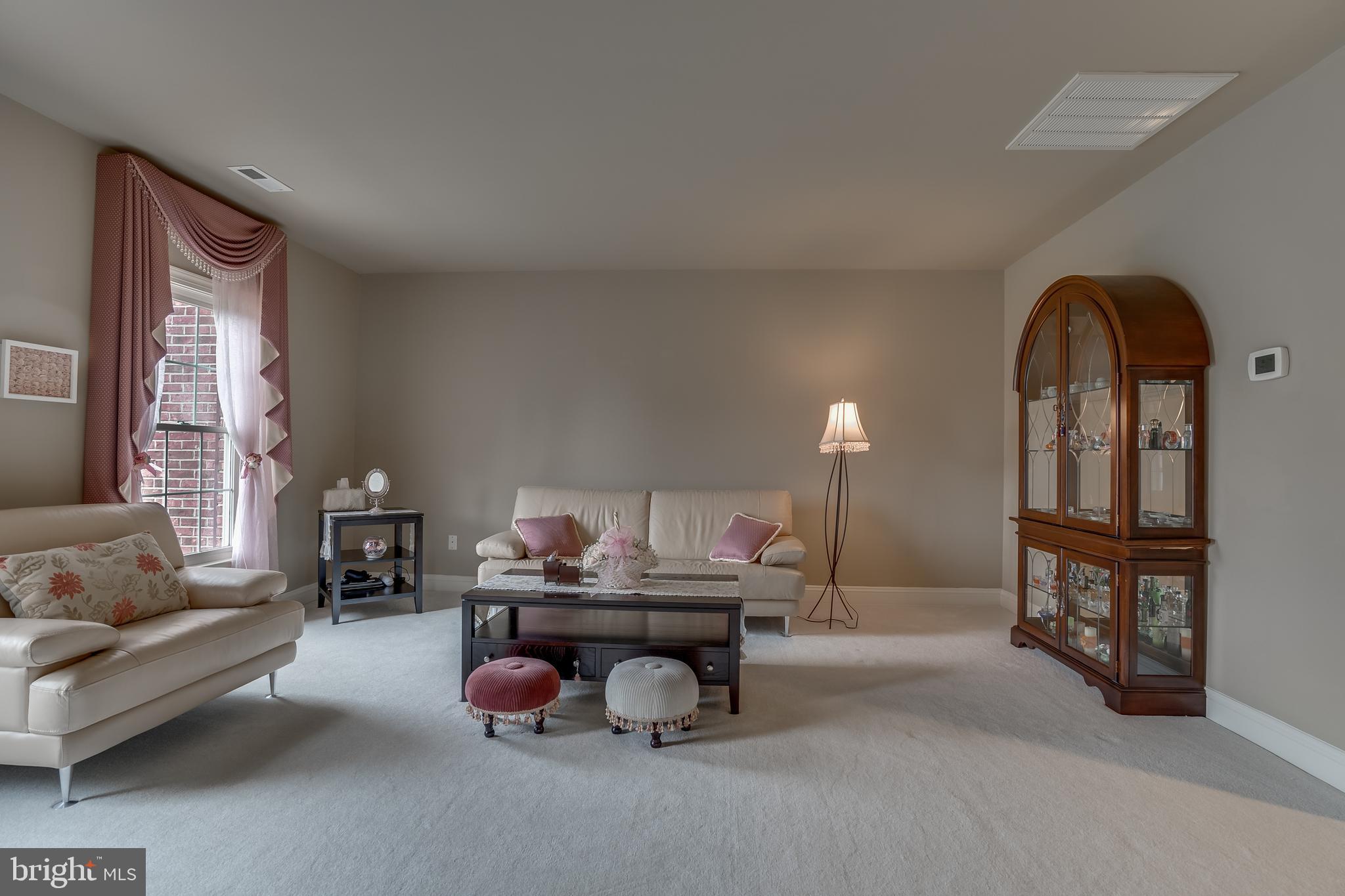 WESTOAKS - Residential