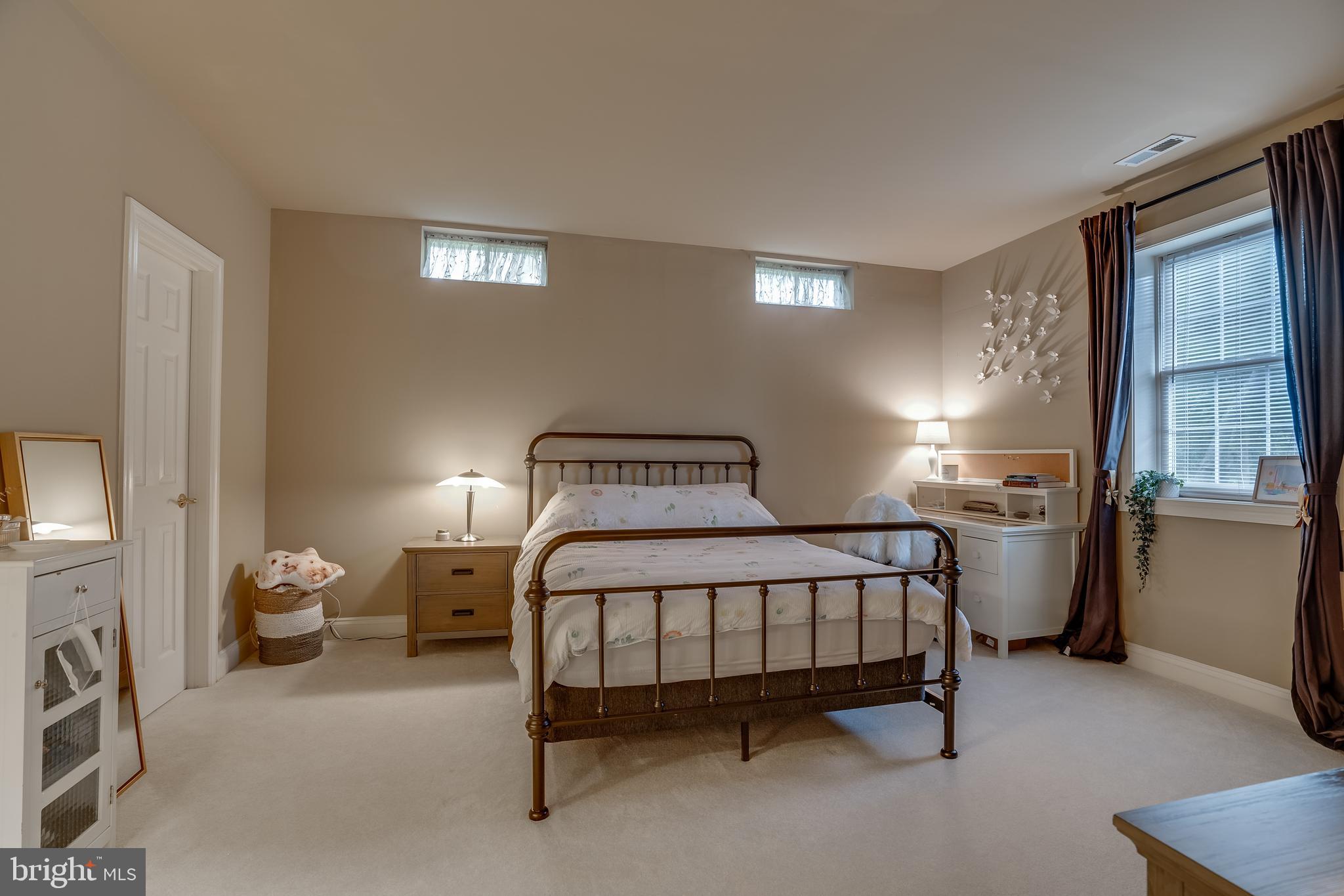 WESTOAKS - Residential