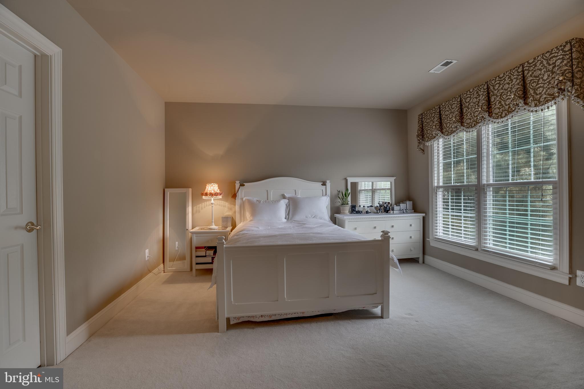 WESTOAKS - Residential