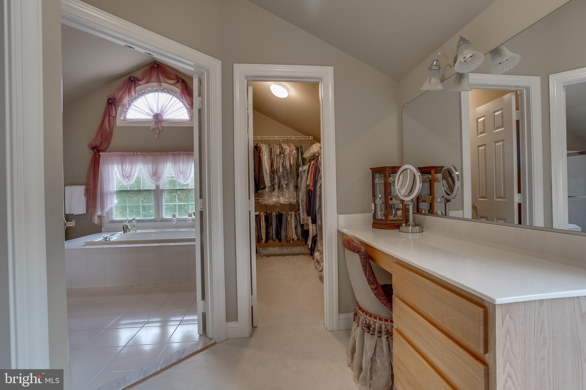 WESTOAKS - Residential