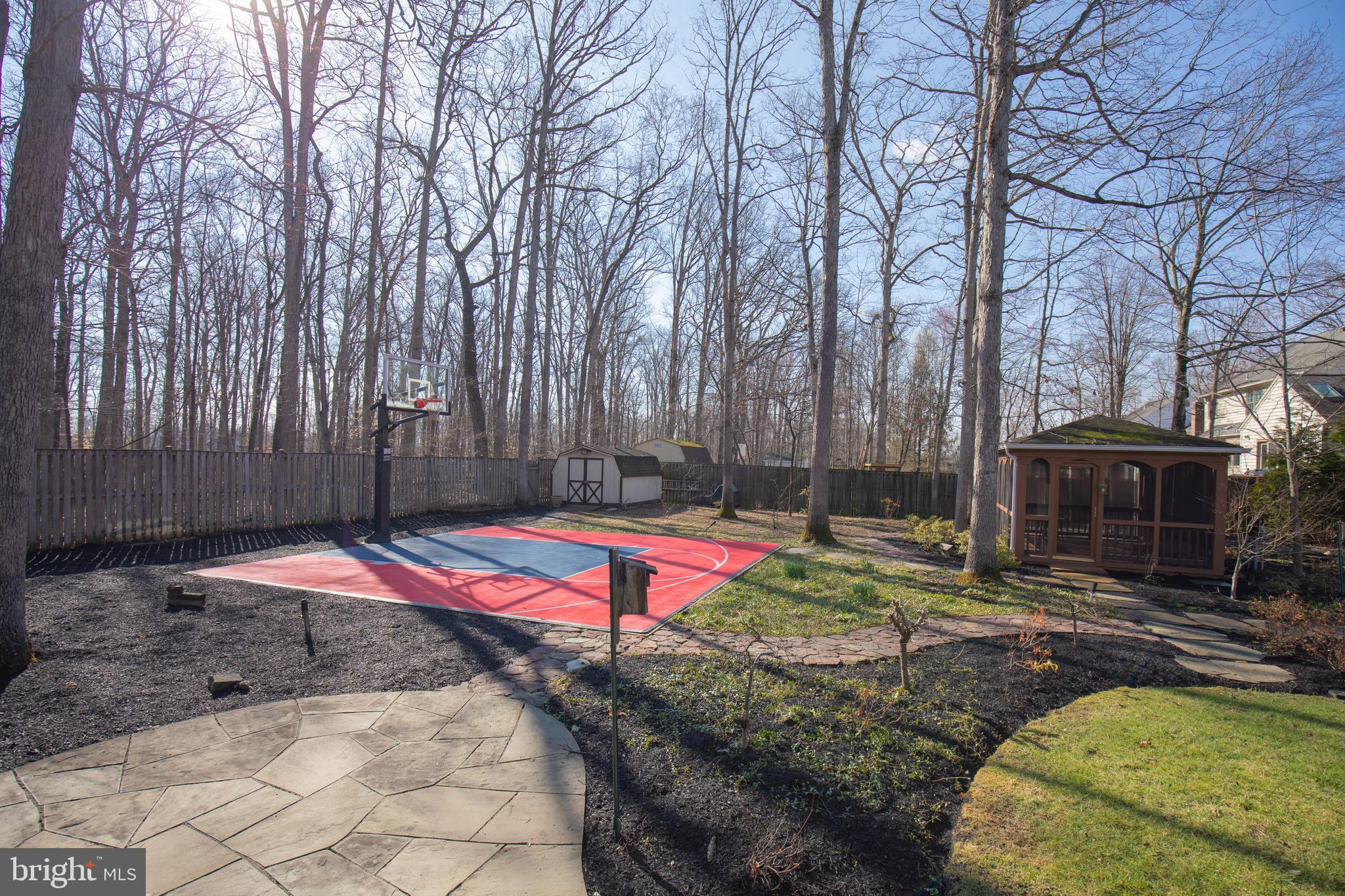 VANNOY PARK - Residential