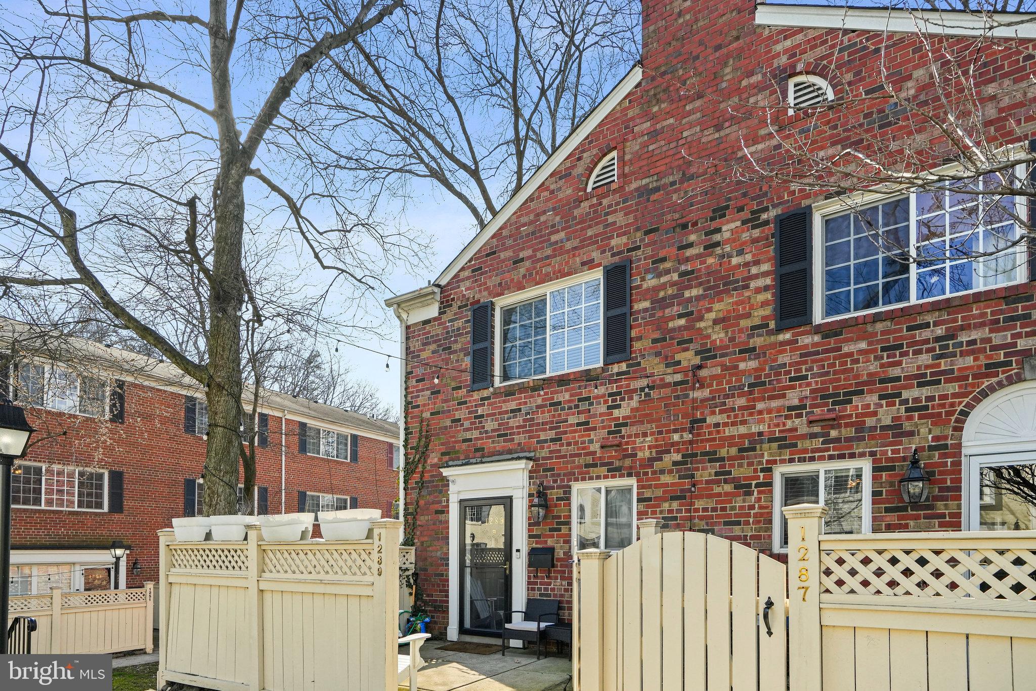 PARKSIDE AT ALEXANDRIA - Residential