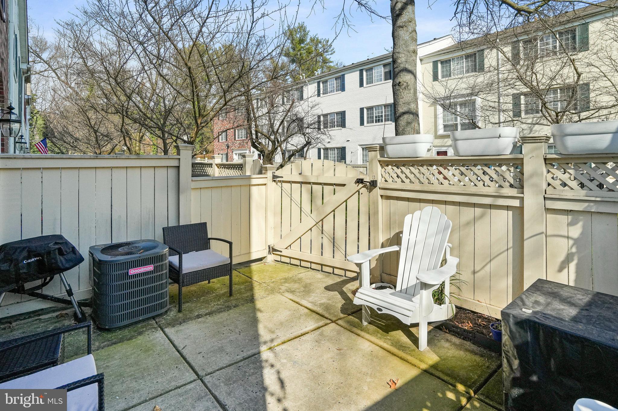PARKSIDE AT ALEXANDRIA - Residential