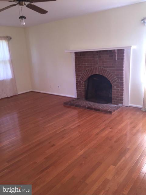 CONDON MANOR OF MCLEAN - Residential Lease