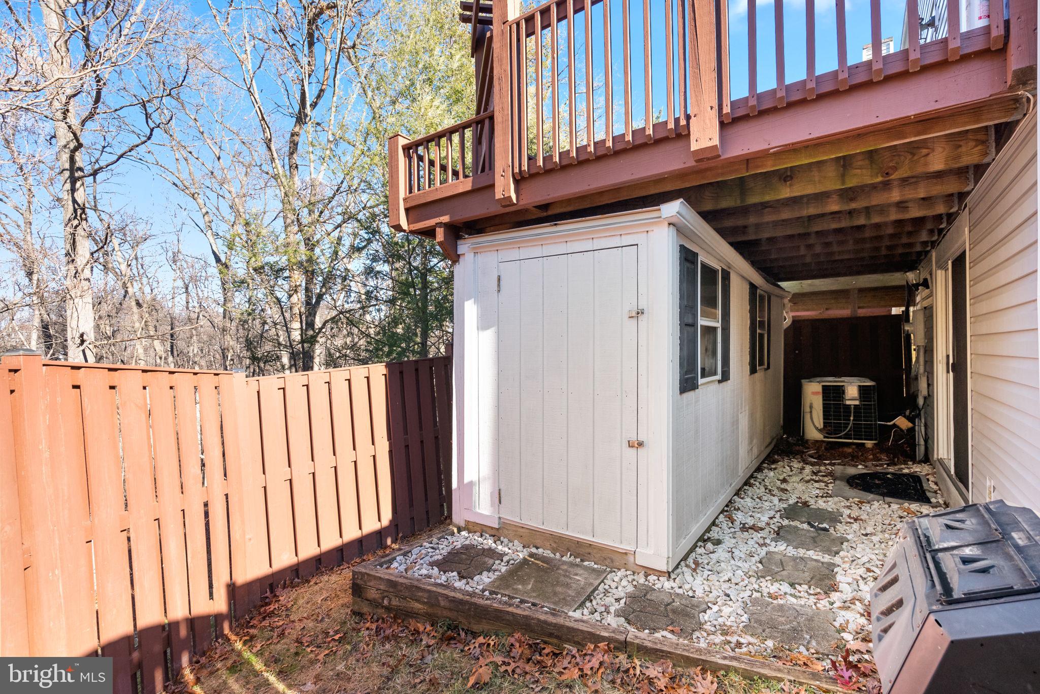 SENECA PARK - Residential Lease