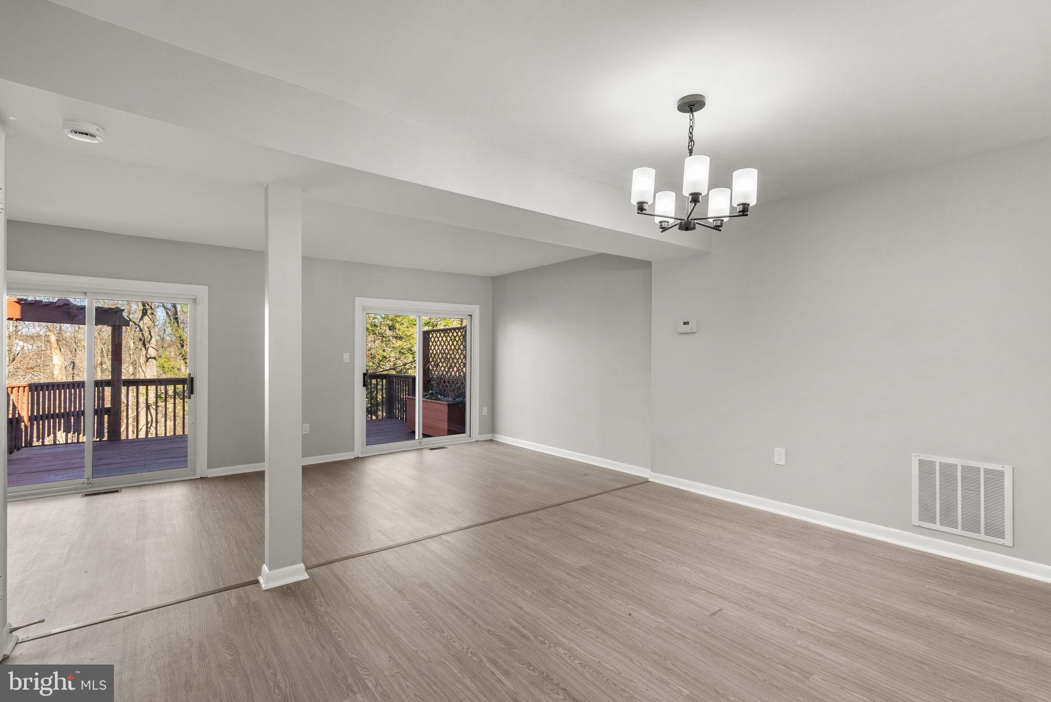 SENECA PARK - Residential Lease