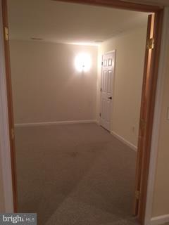 HOLBROOK ESTATES - Residential Lease