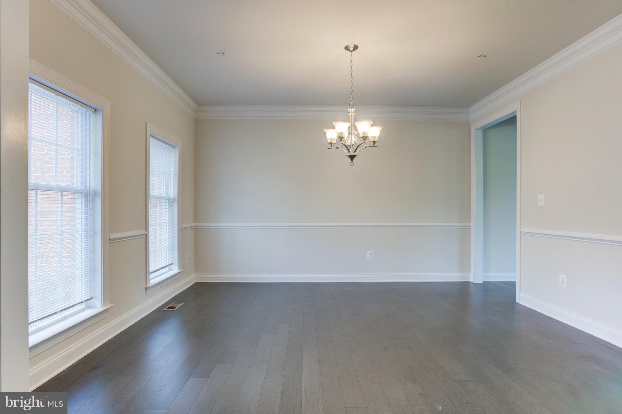 MARLBORO RIDGE - Residential