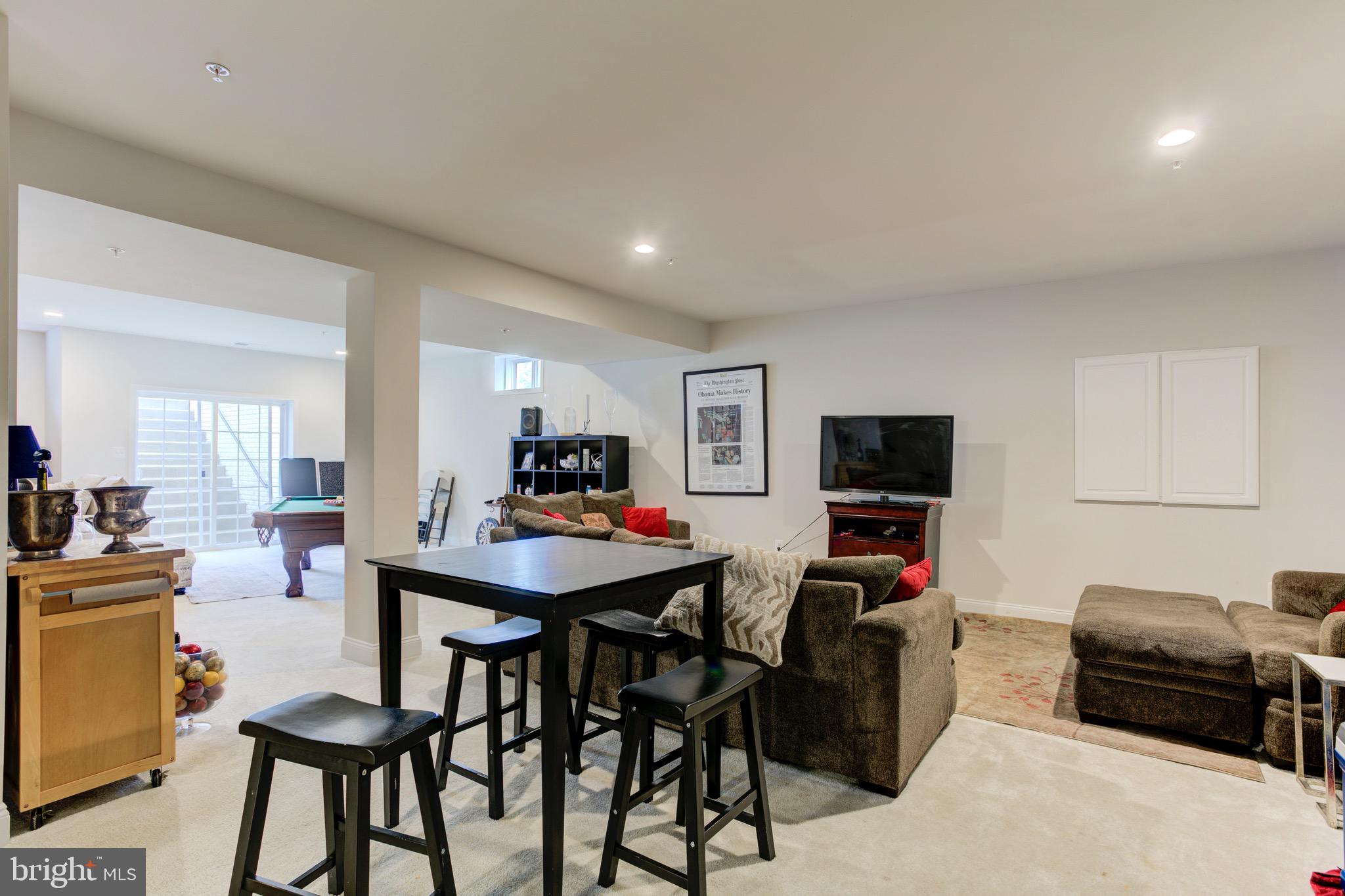 MARLBORO RIDGE - Residential