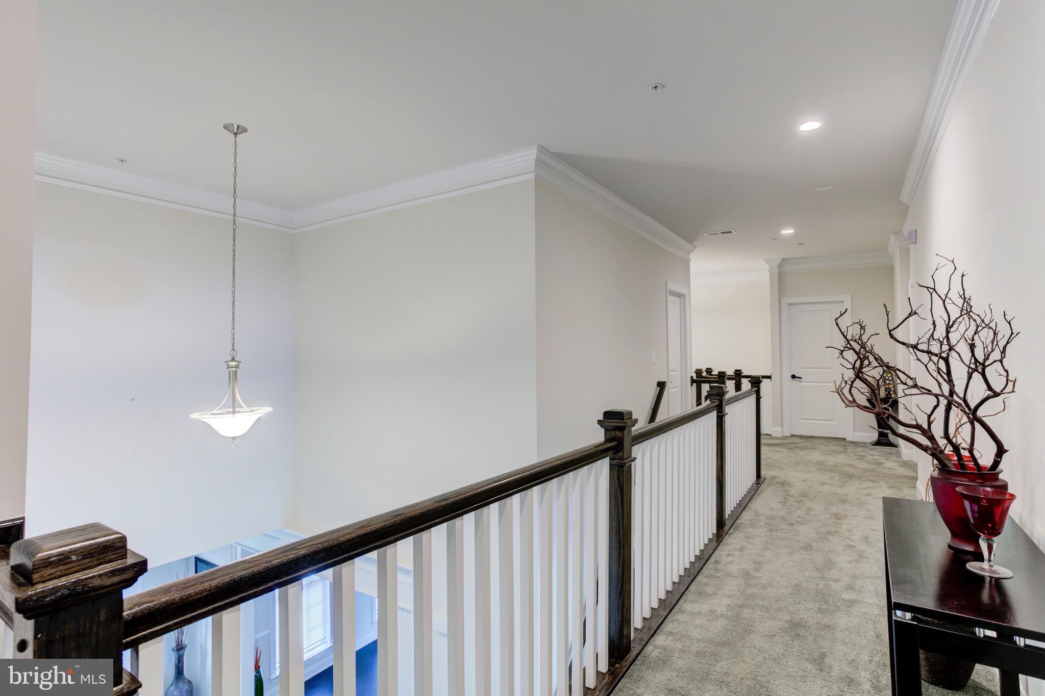 MARLBORO RIDGE - Residential