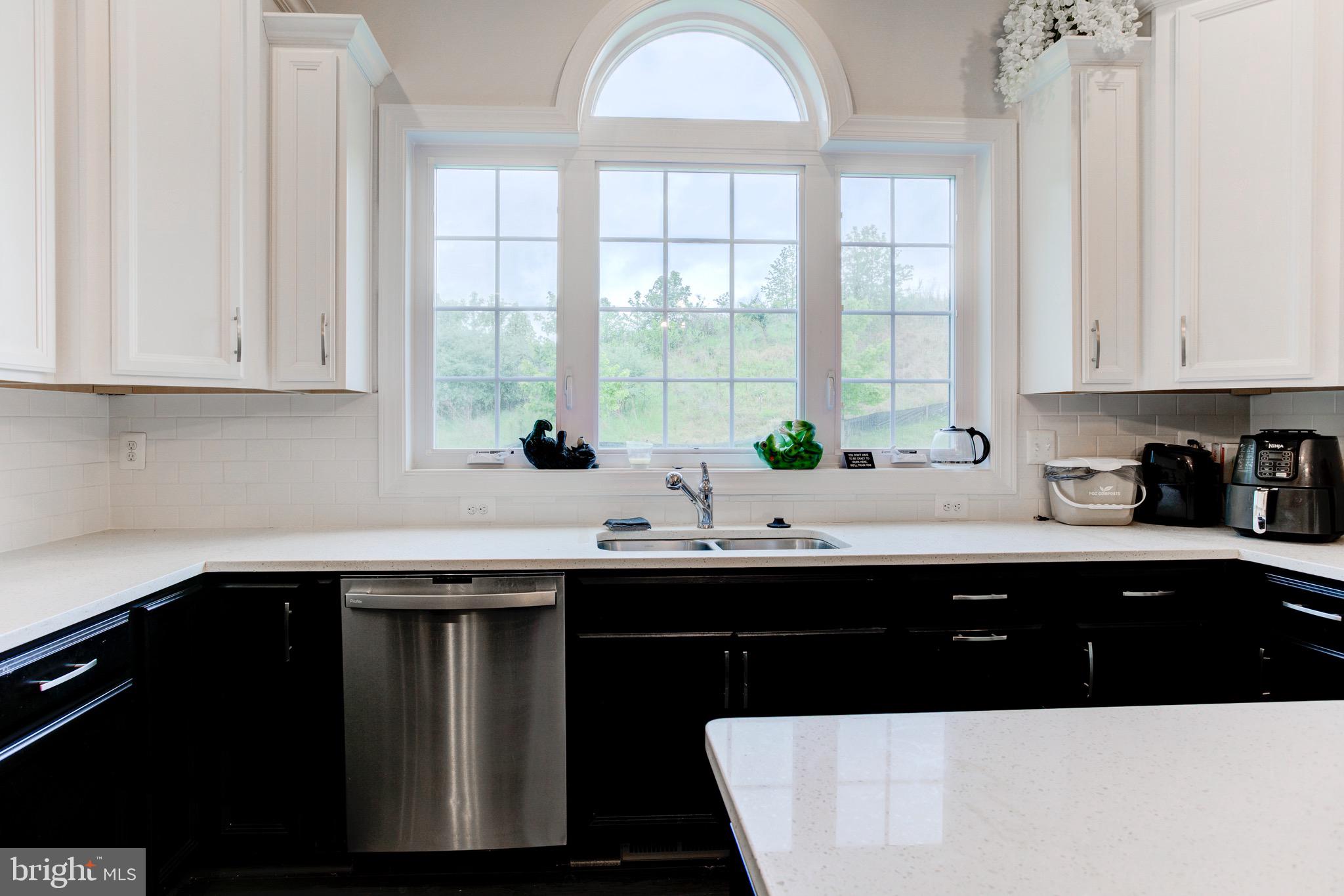 MARLBORO RIDGE - Residential