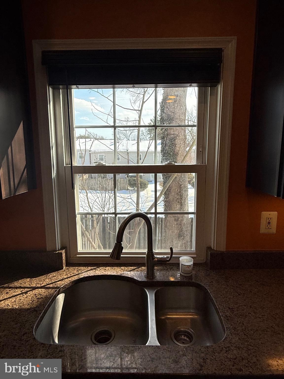 LAKE BRADDOCK - Residential